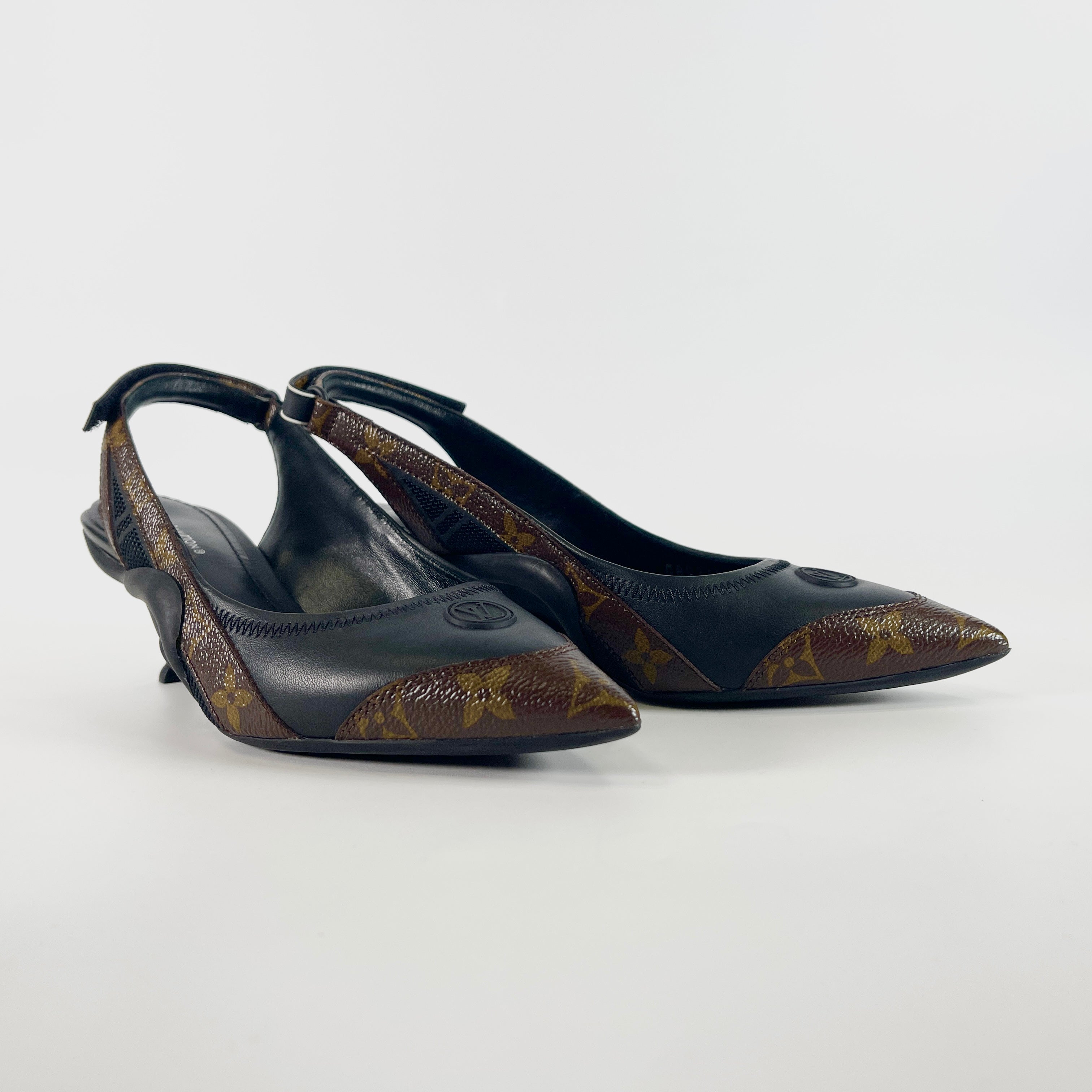 2604 secondhand LV Light line 22 year leather strap pumps 36 1/2 Women's black × Brown MA0242 Monogram drawstring dust bag box insole