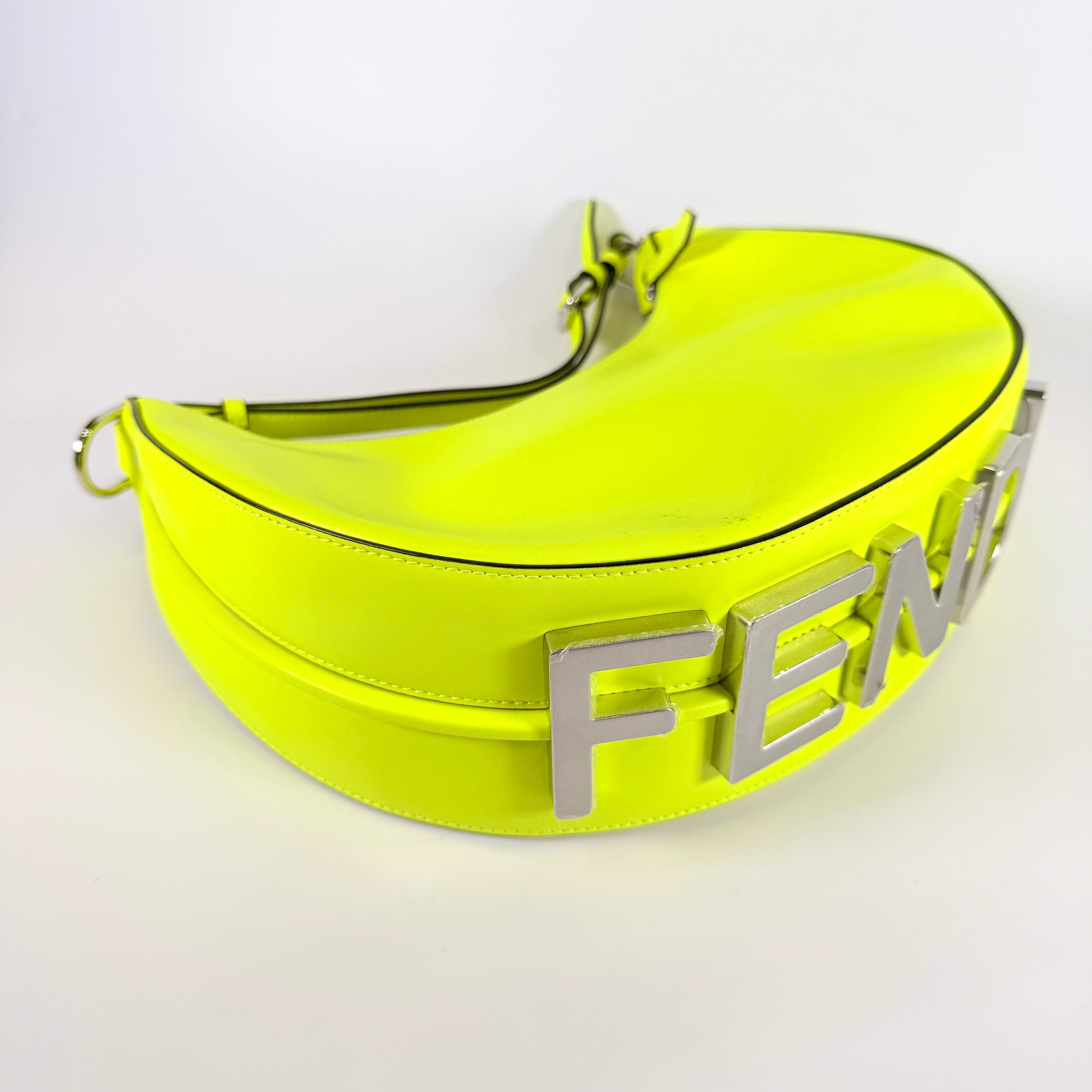 2608 secondhand FENDI Graphy Yellow