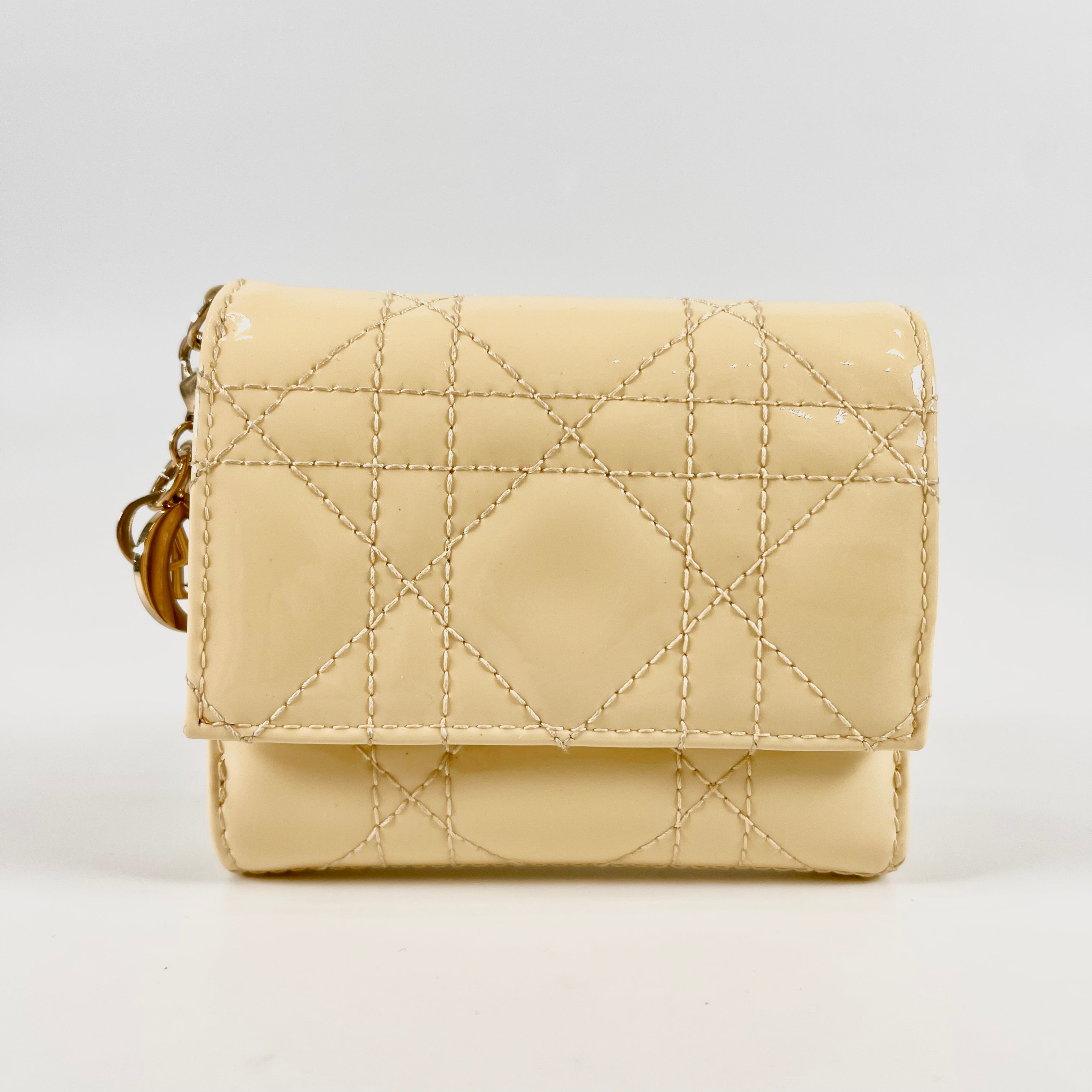 2511 CD Ladyor Cannage Tri-fold Wallet