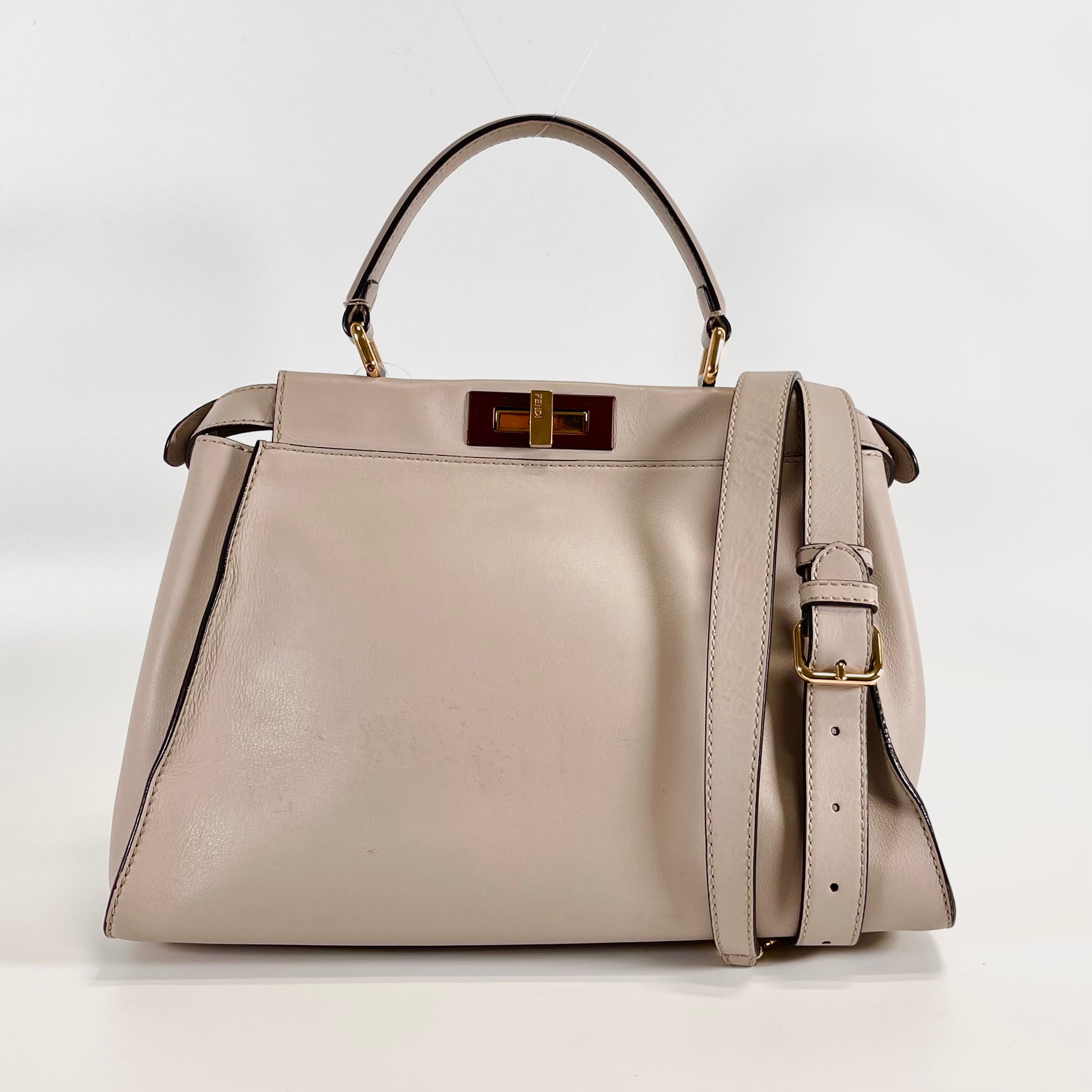 2510 FENDI Regular Peekaboo Leather 2-Way Handbag Beige