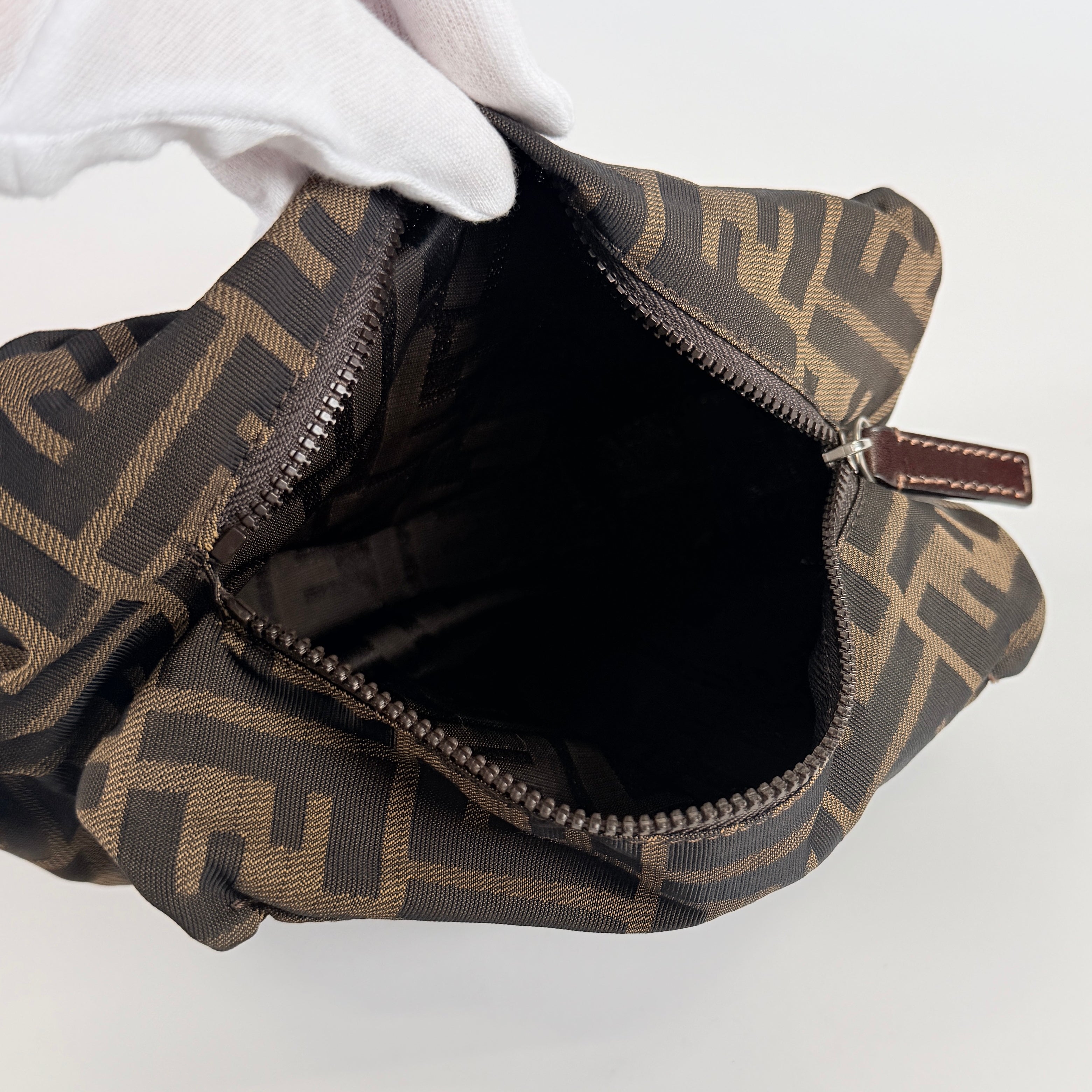 2607 secondhand FENDI Zucca mini hand bag