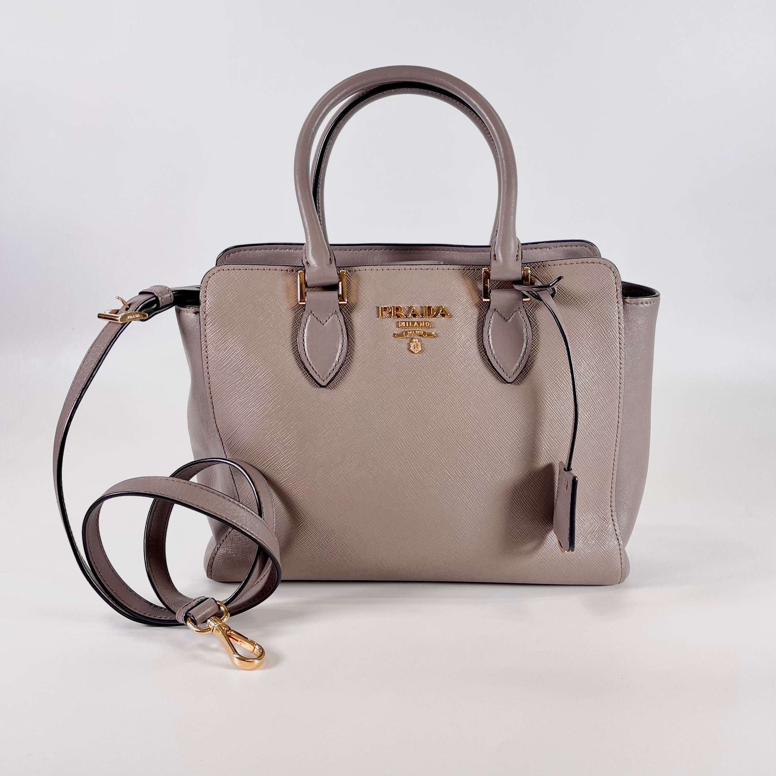 2601 secondhand PRADA 2WAY shoulder Saffiano