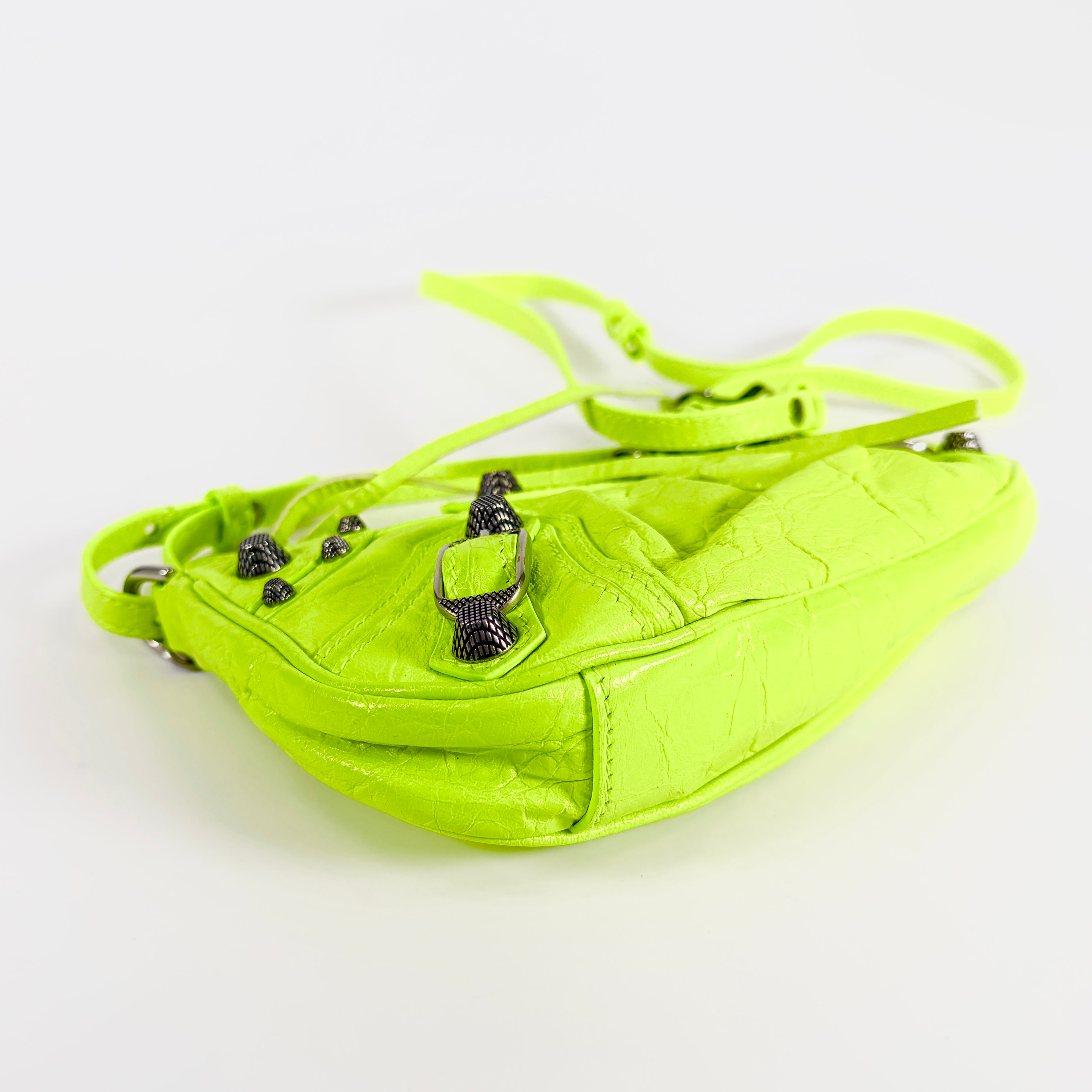 2607 secondhand BALENCIAGA basket Yellow