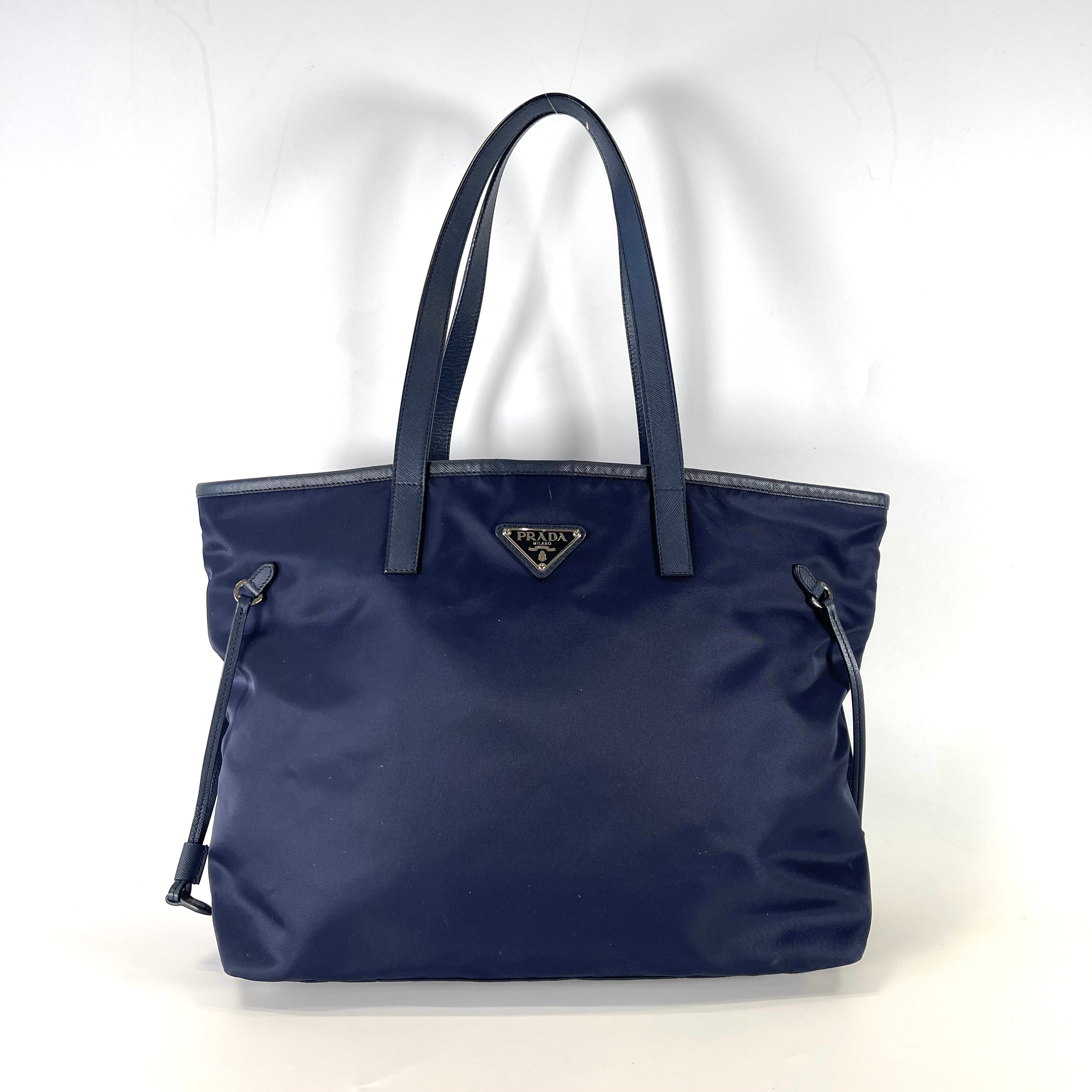 2512 secondhand  PRADA nylon tote bag bag Navy