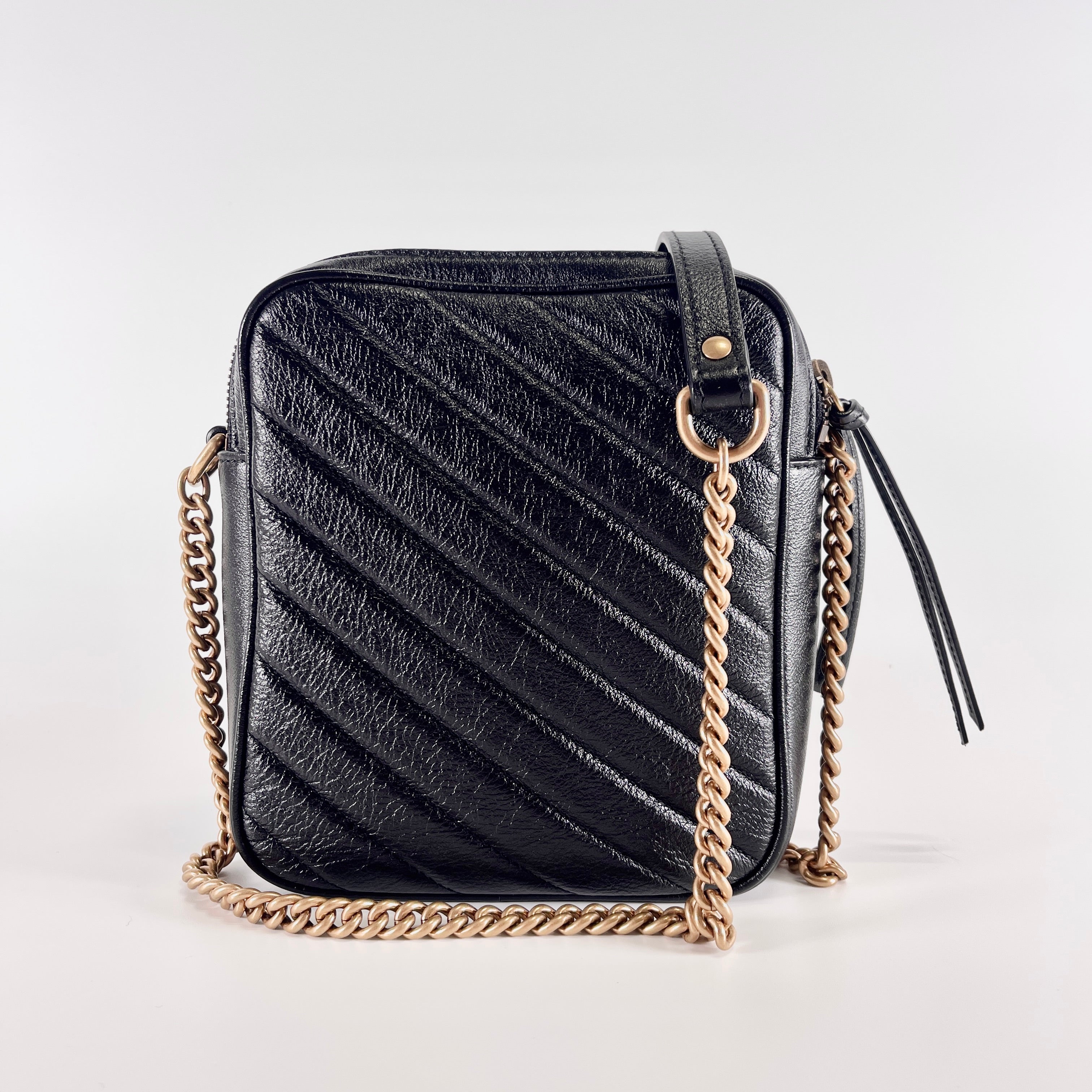 2605 secondhand GUCCI Marmont Chain Shoulder black