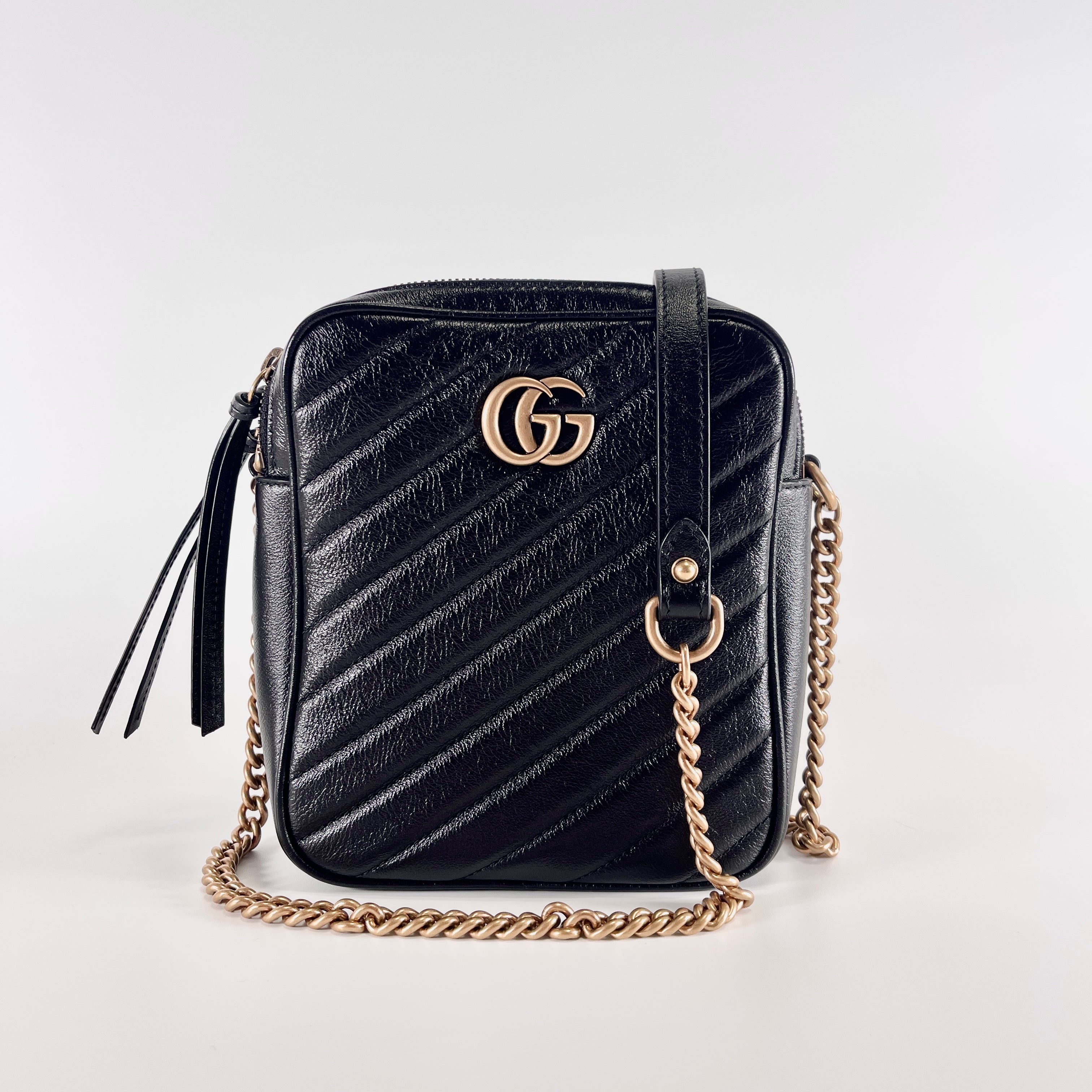 2605 secondhand GUCCI Marmont Chain Shoulder black