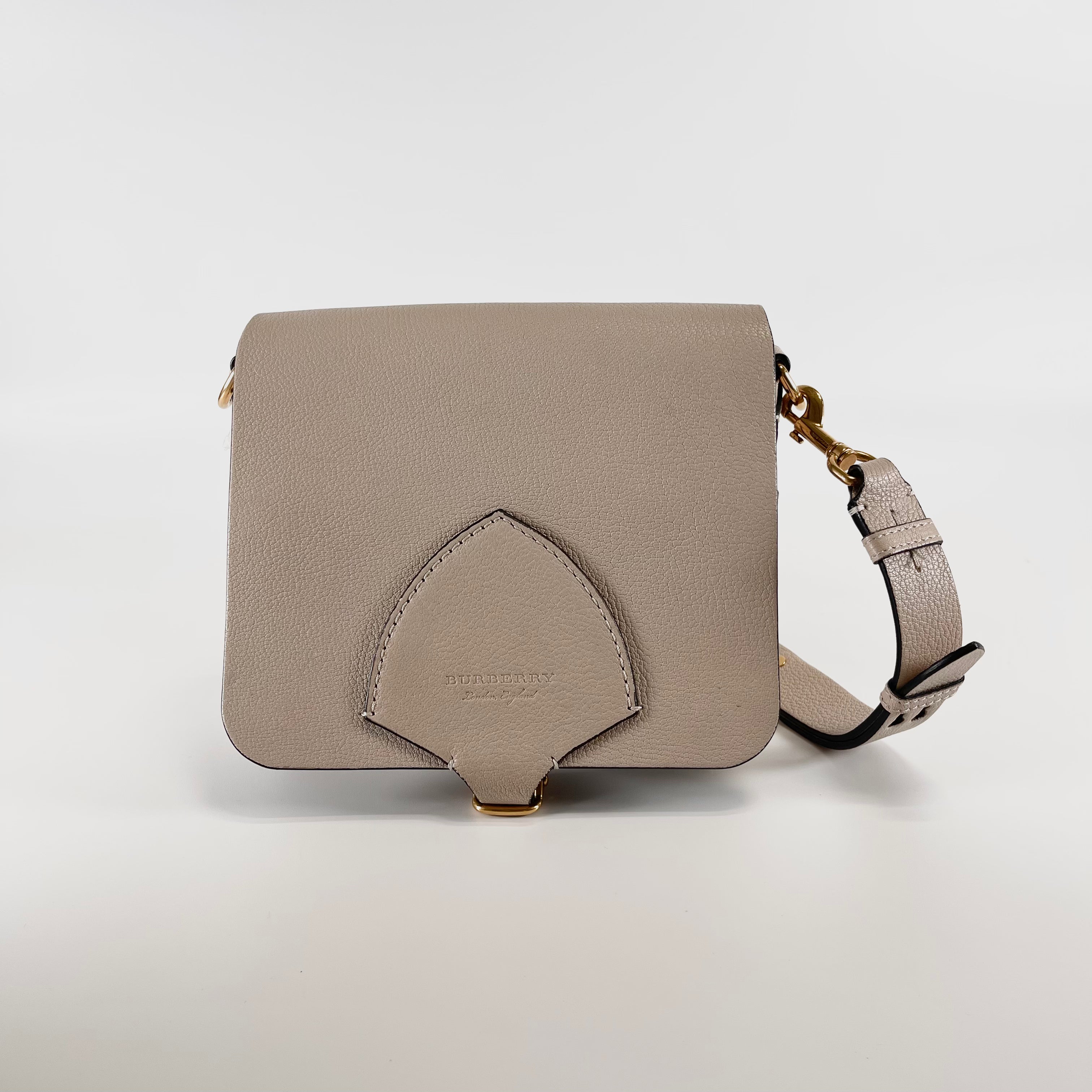 2601 secondhand BURBERRY Shoulder bag beige