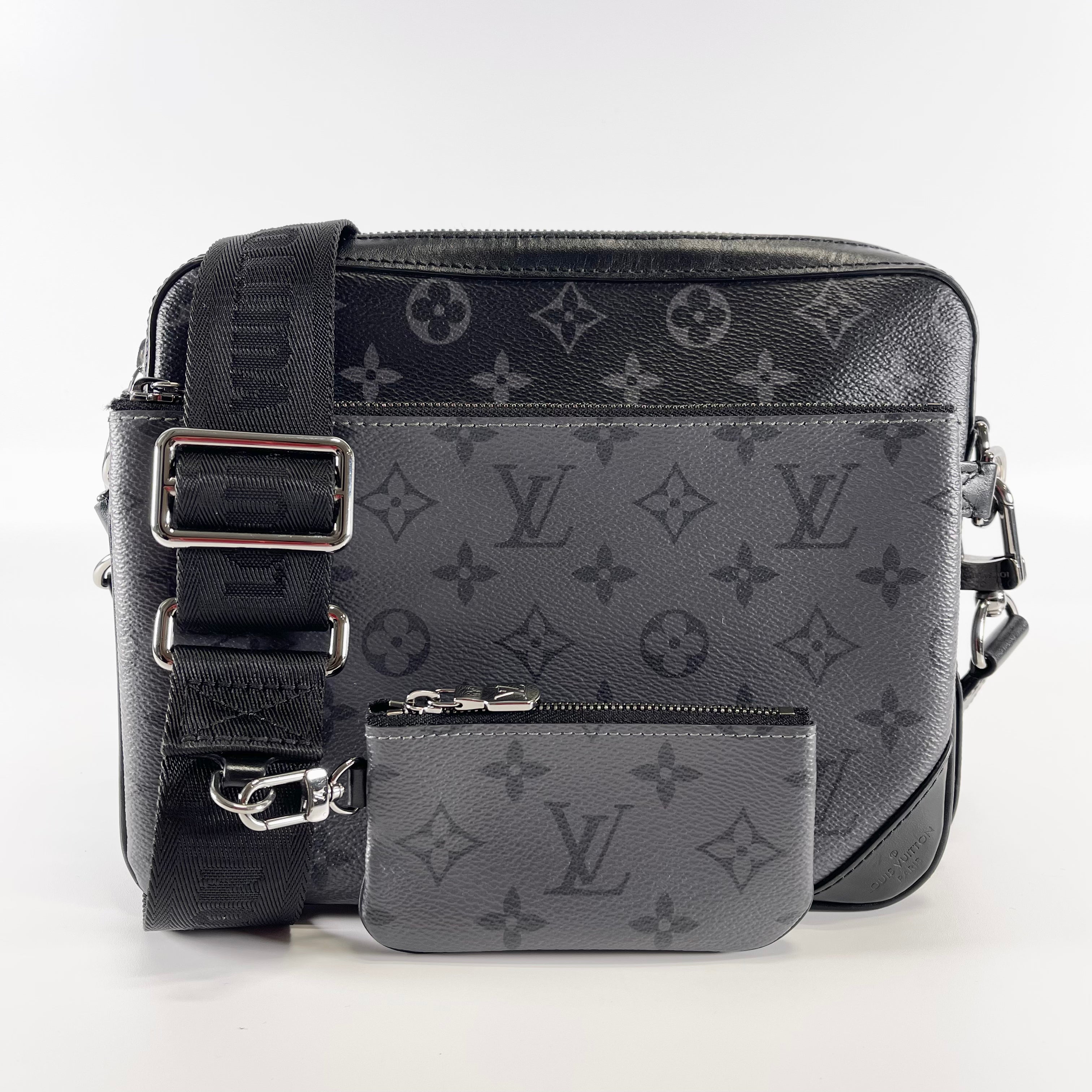 2603 secondhand LV Eclipse M69443 trio Messenger box