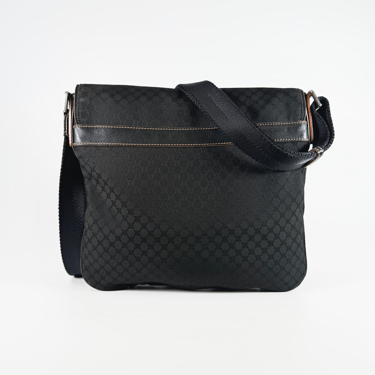 2606 secondhand CELINE Macadam Shoulder bag