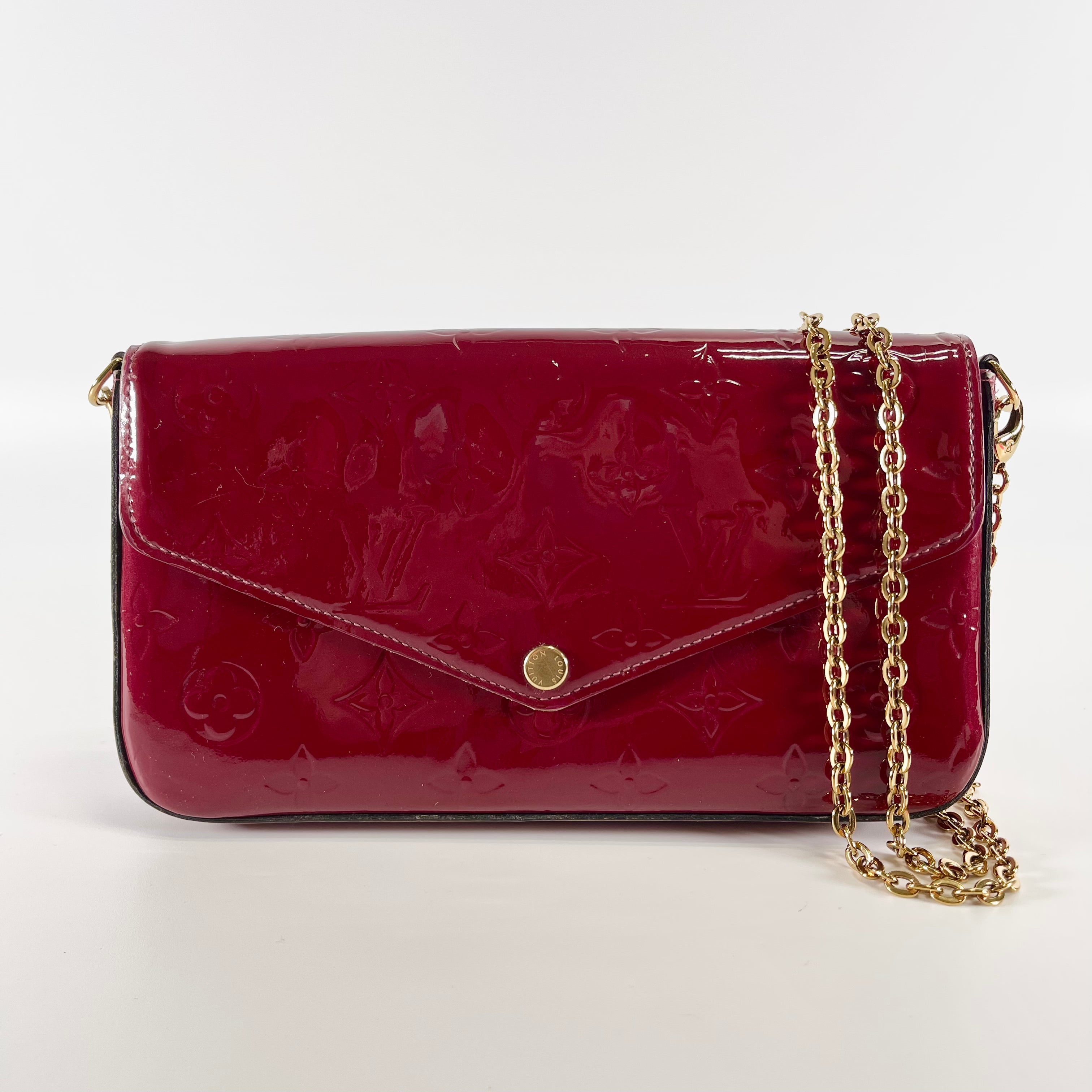 2603 secondhand LV Vernis Pochette Felicie Magenta strap Card Case Coin Case