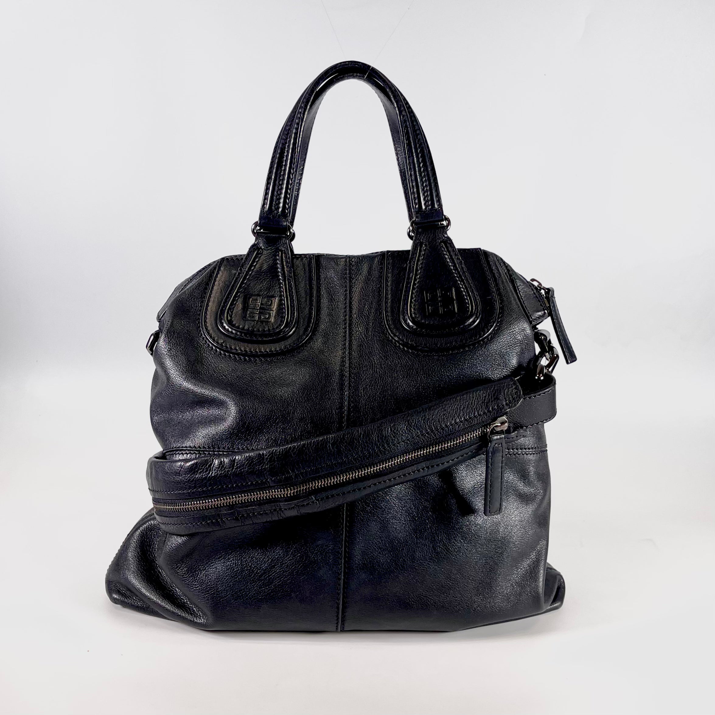 2511 GIVENCHY van Nightingale