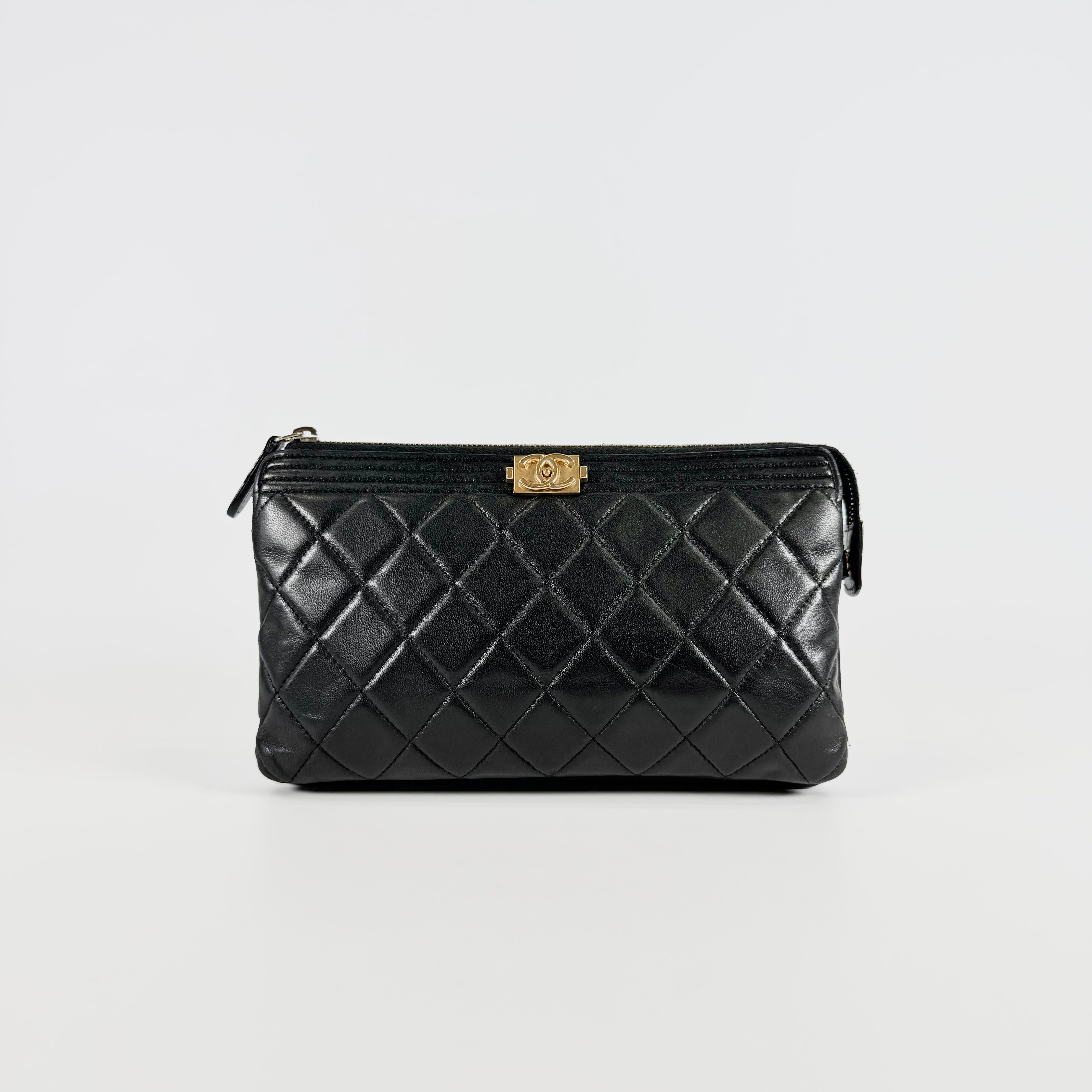 2608 secondhand CHANEL Lambskin Wallet Black