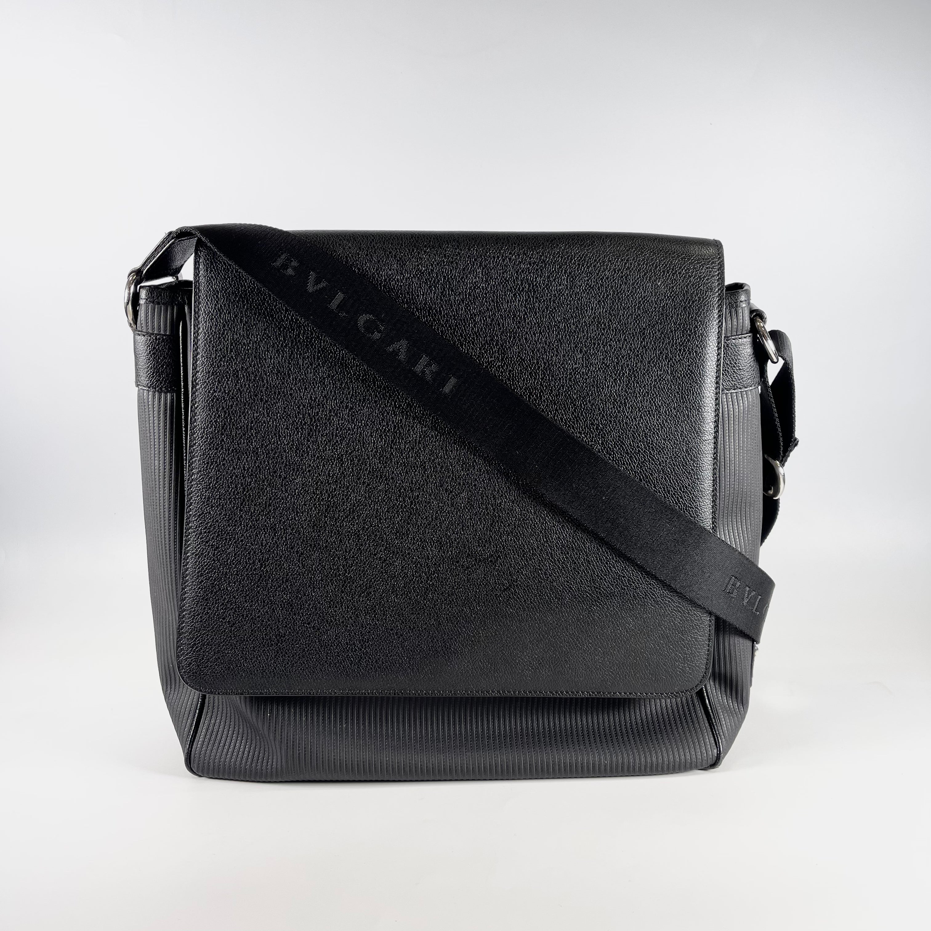 2602 secondhand BVLGARI Shoulder bag