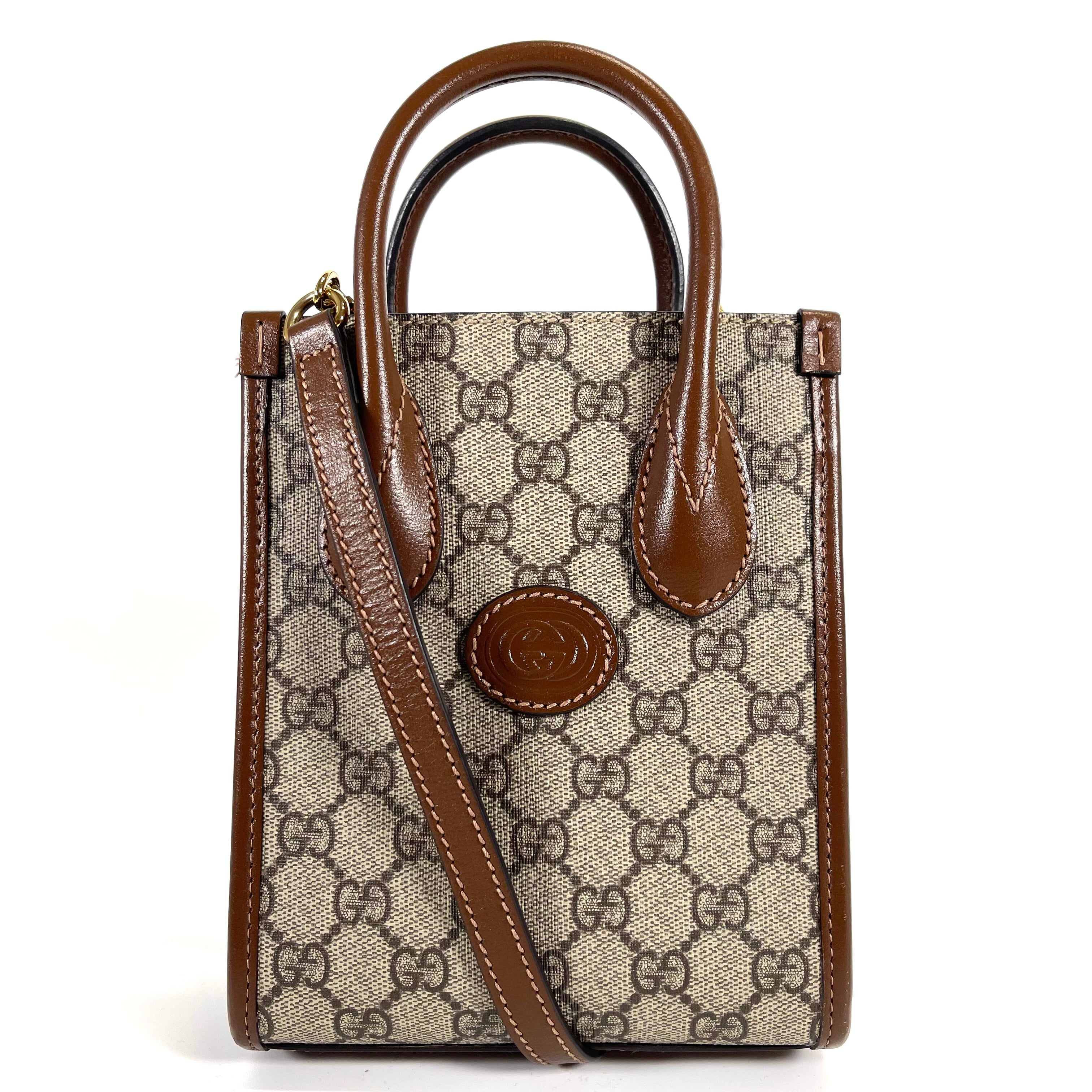 2509 GUCCI GG Supreme Clutch Bag/Mini Bag