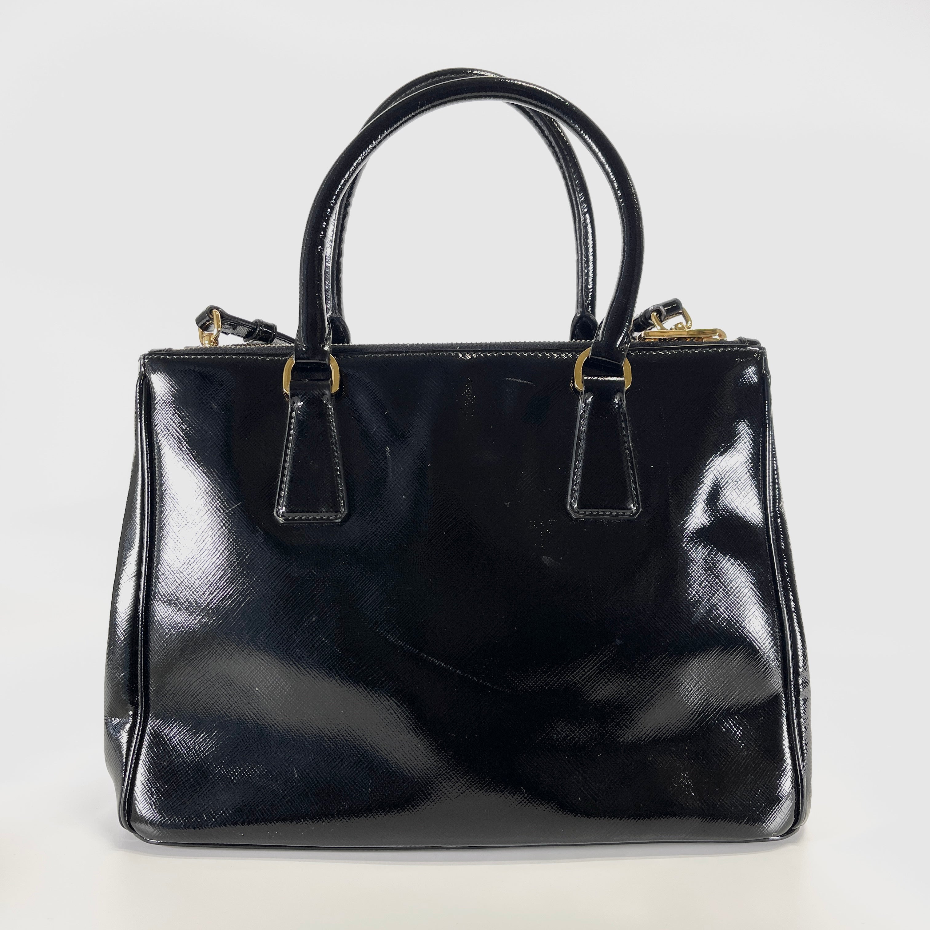 2604 secondhand PRADA 2Way bag