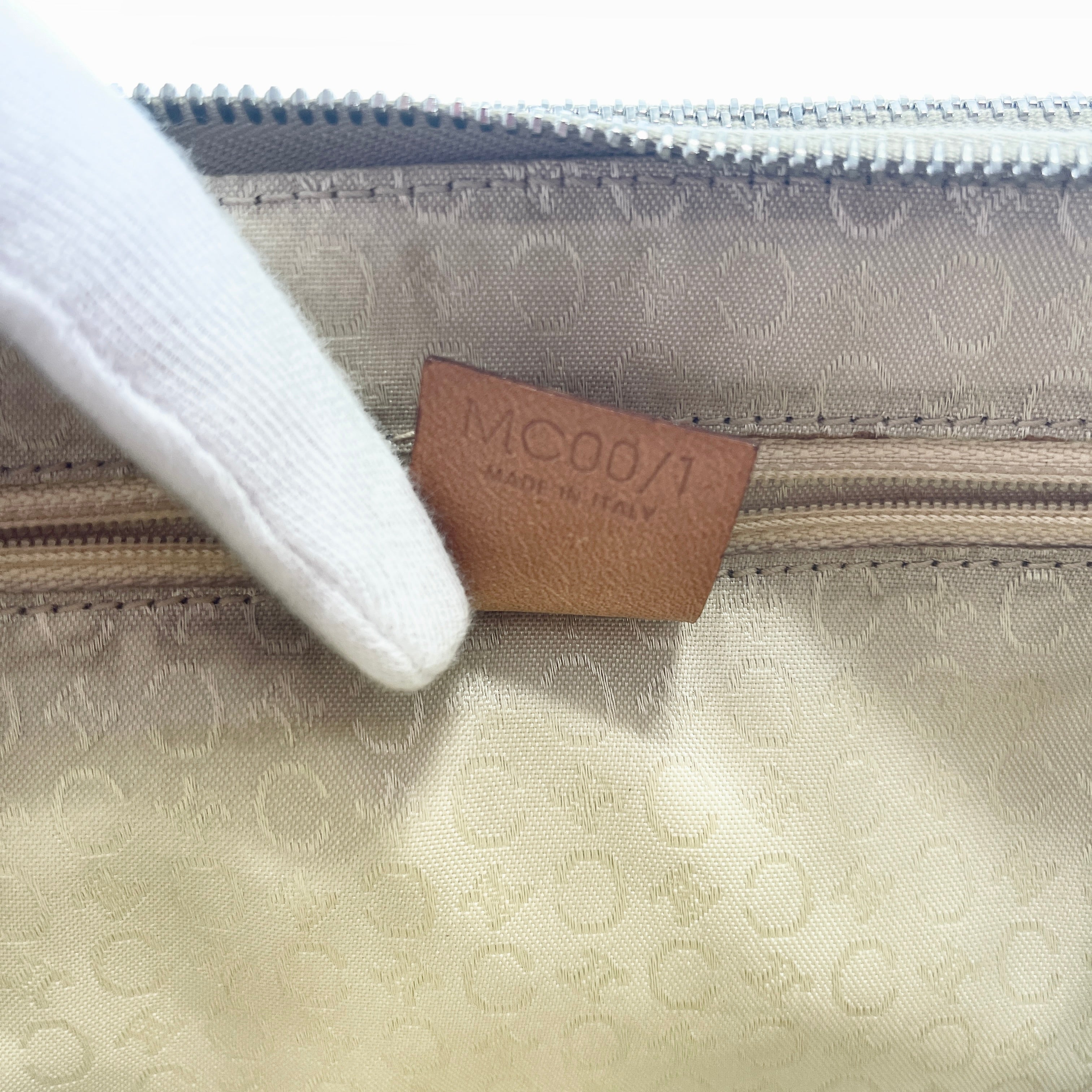 2606 secondhand CELINE Shoulder bag C Macadam strike surface