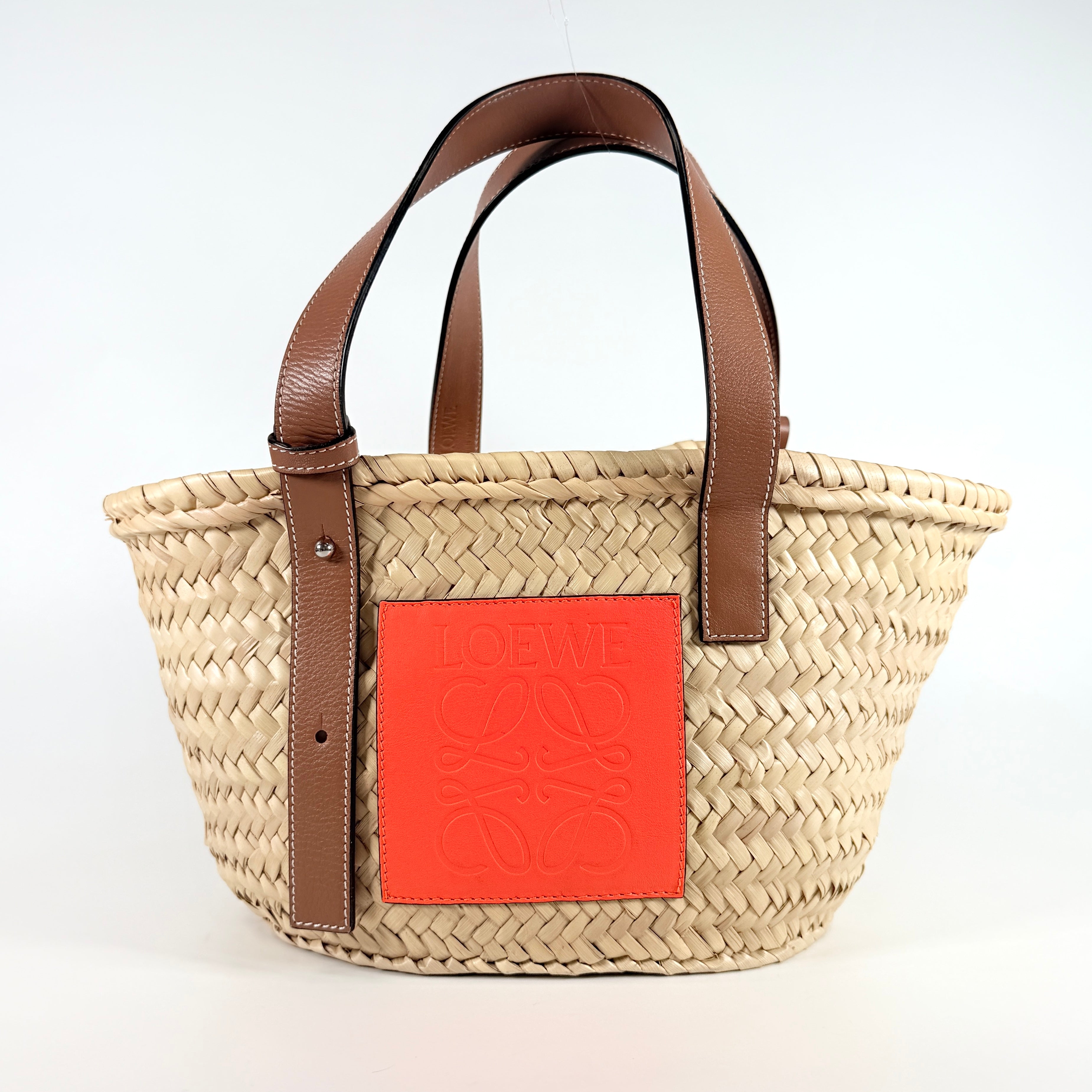 2608 secondhand LOEWE Logo Basket Bag