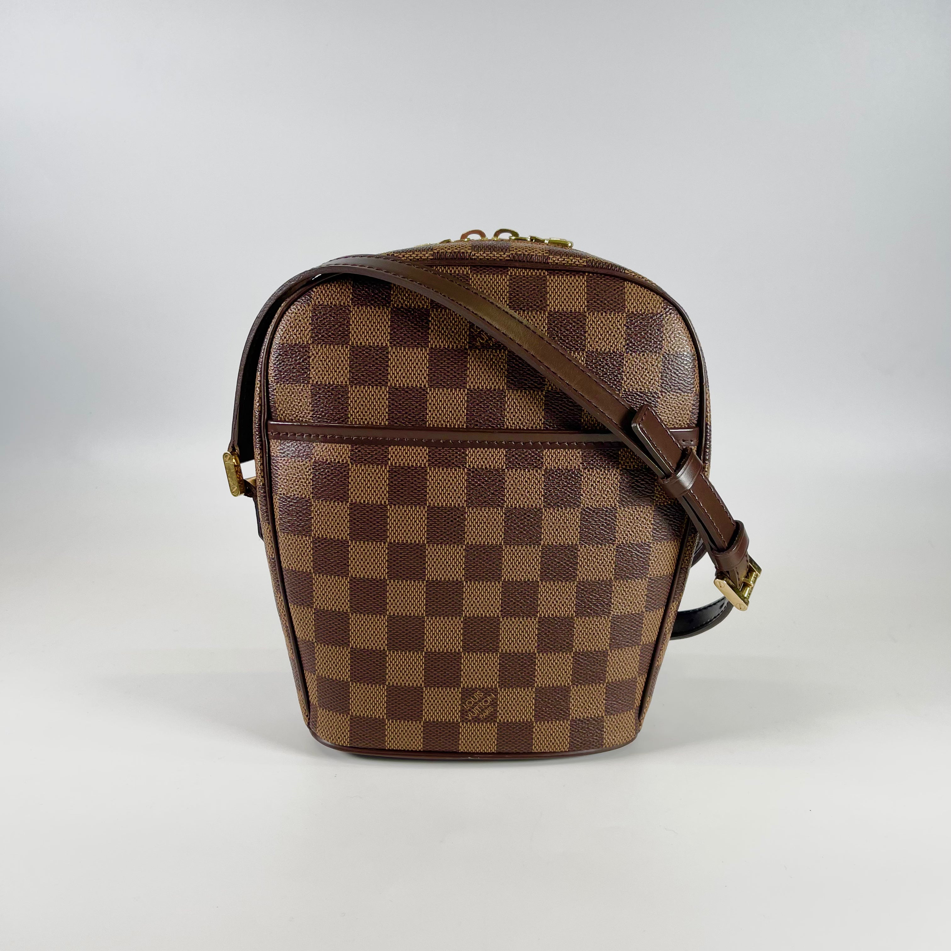 2511 Louis Vuitton Damier N51294 Ipanema PM