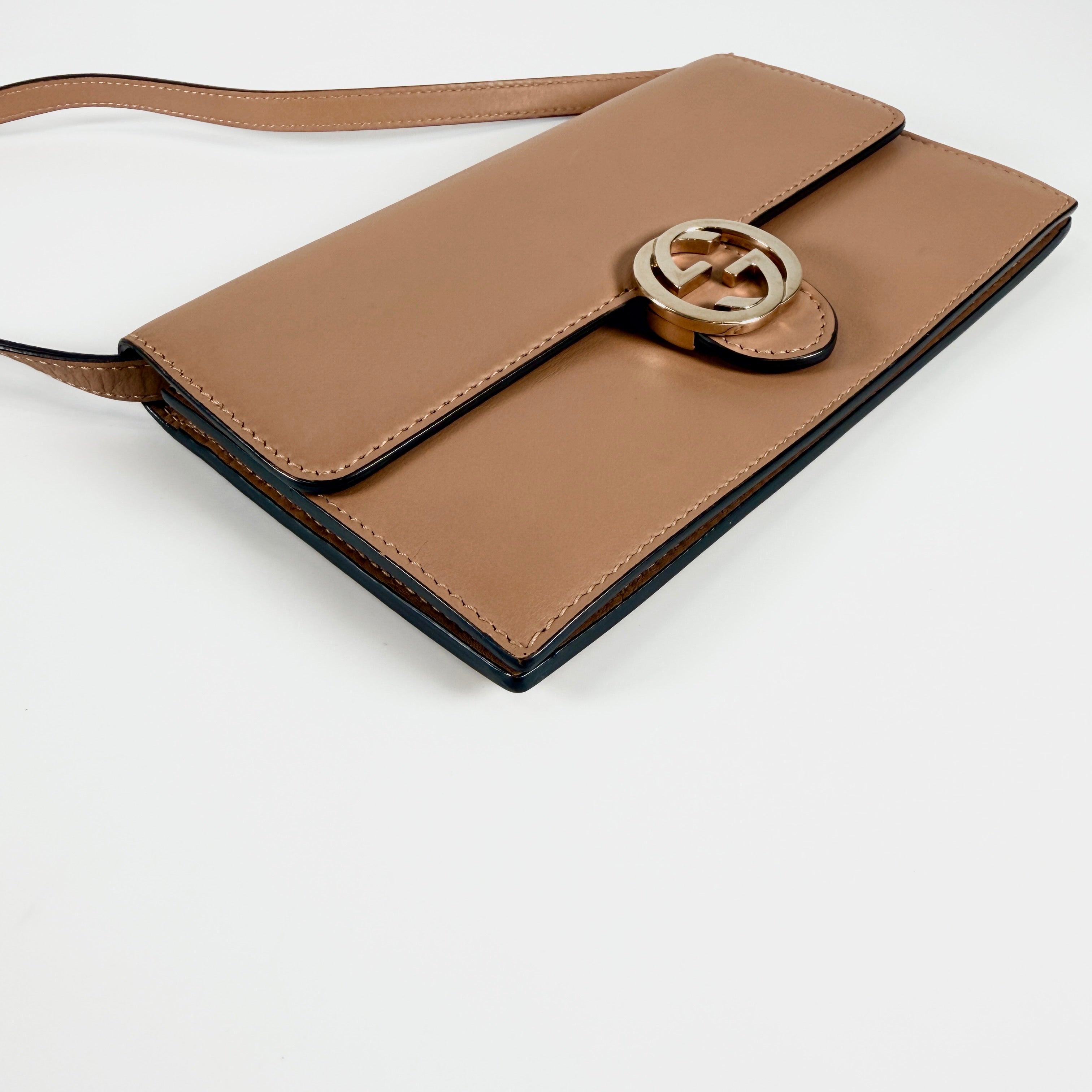 2606 secondhand GUCCI Interlocking G shoulder Wallet