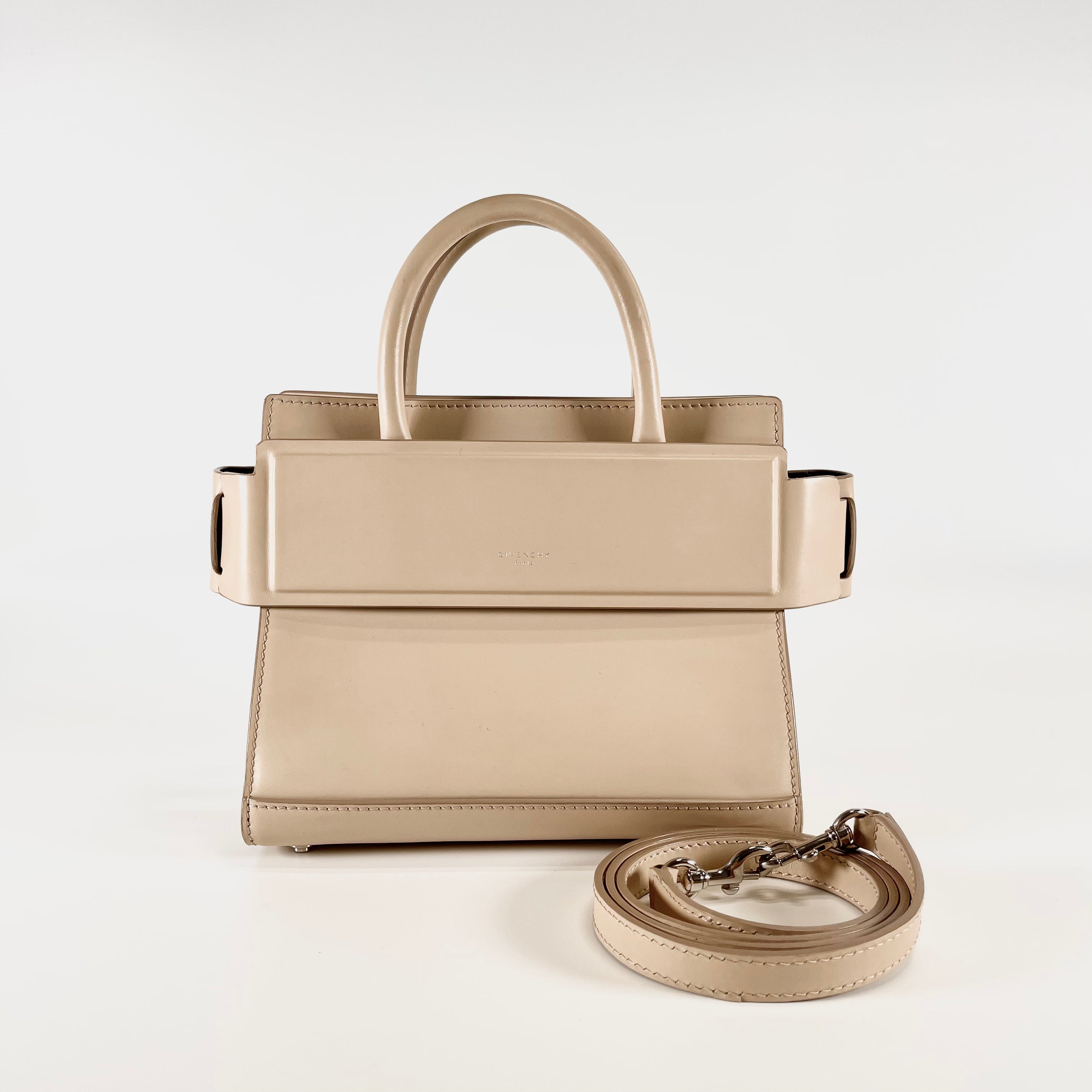 2601 secondhand GIVENCHY van 2Way bag