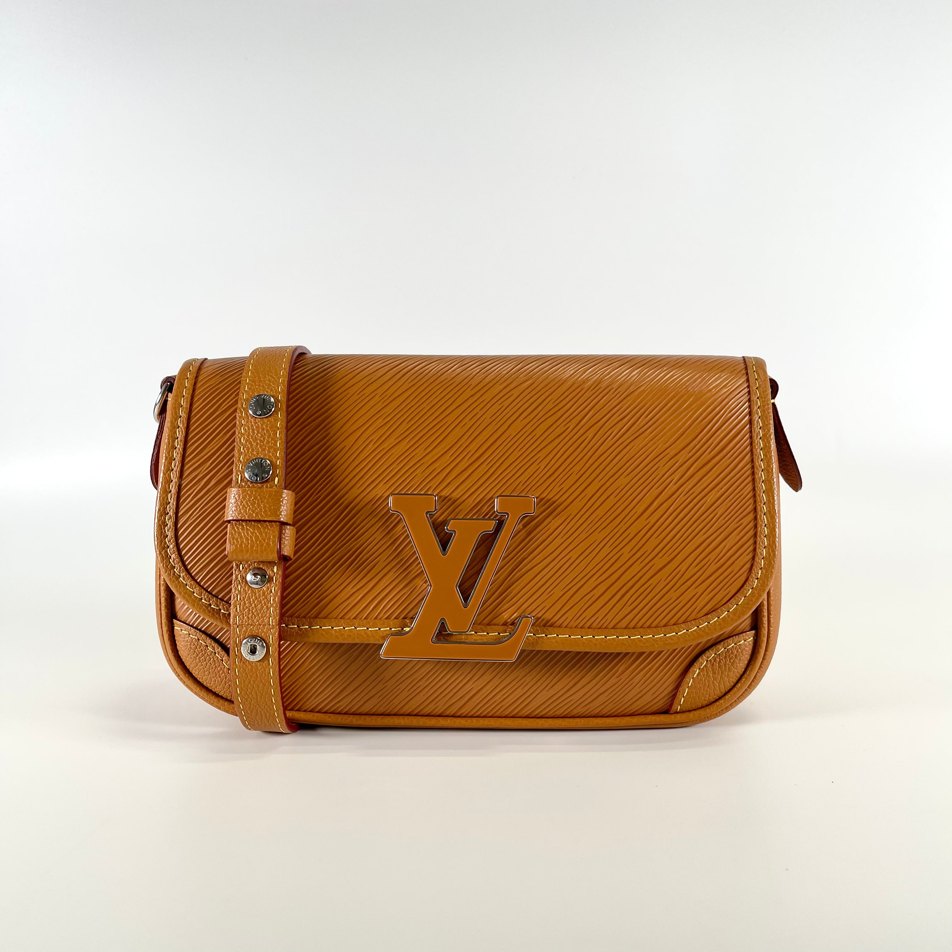 2601 secondhand LV Epi