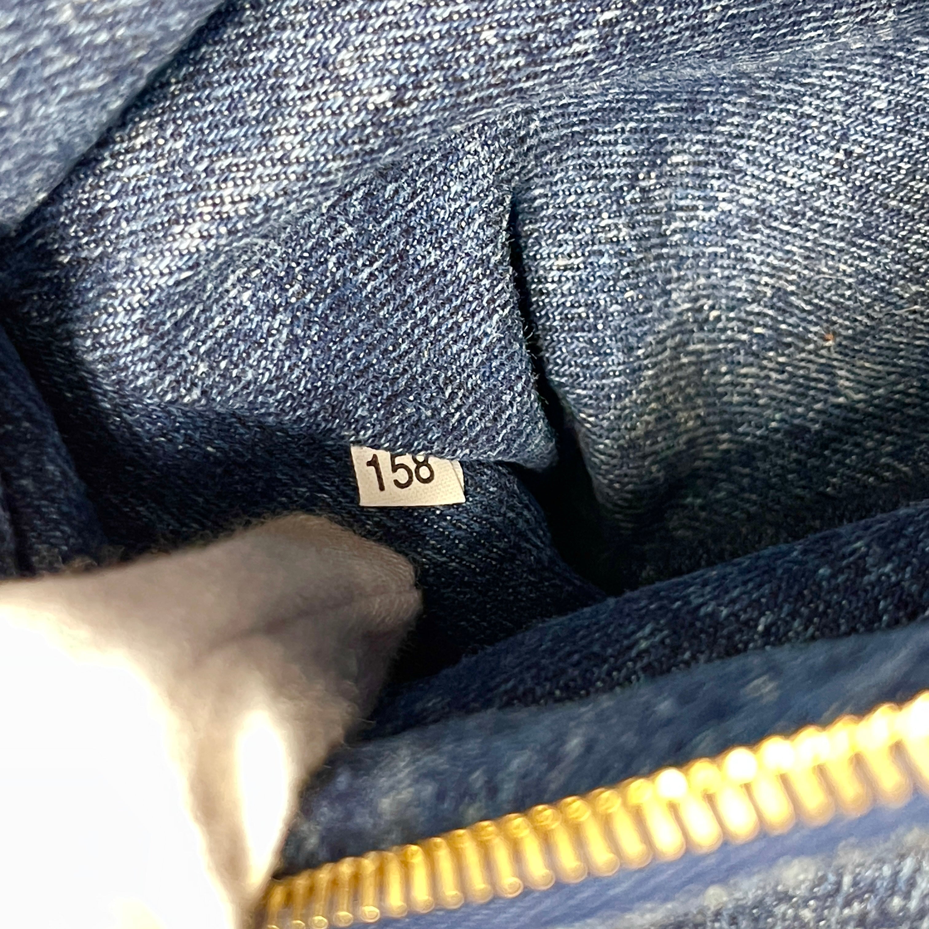 2604 secondhand PRADA hand bag Canapa denim blue