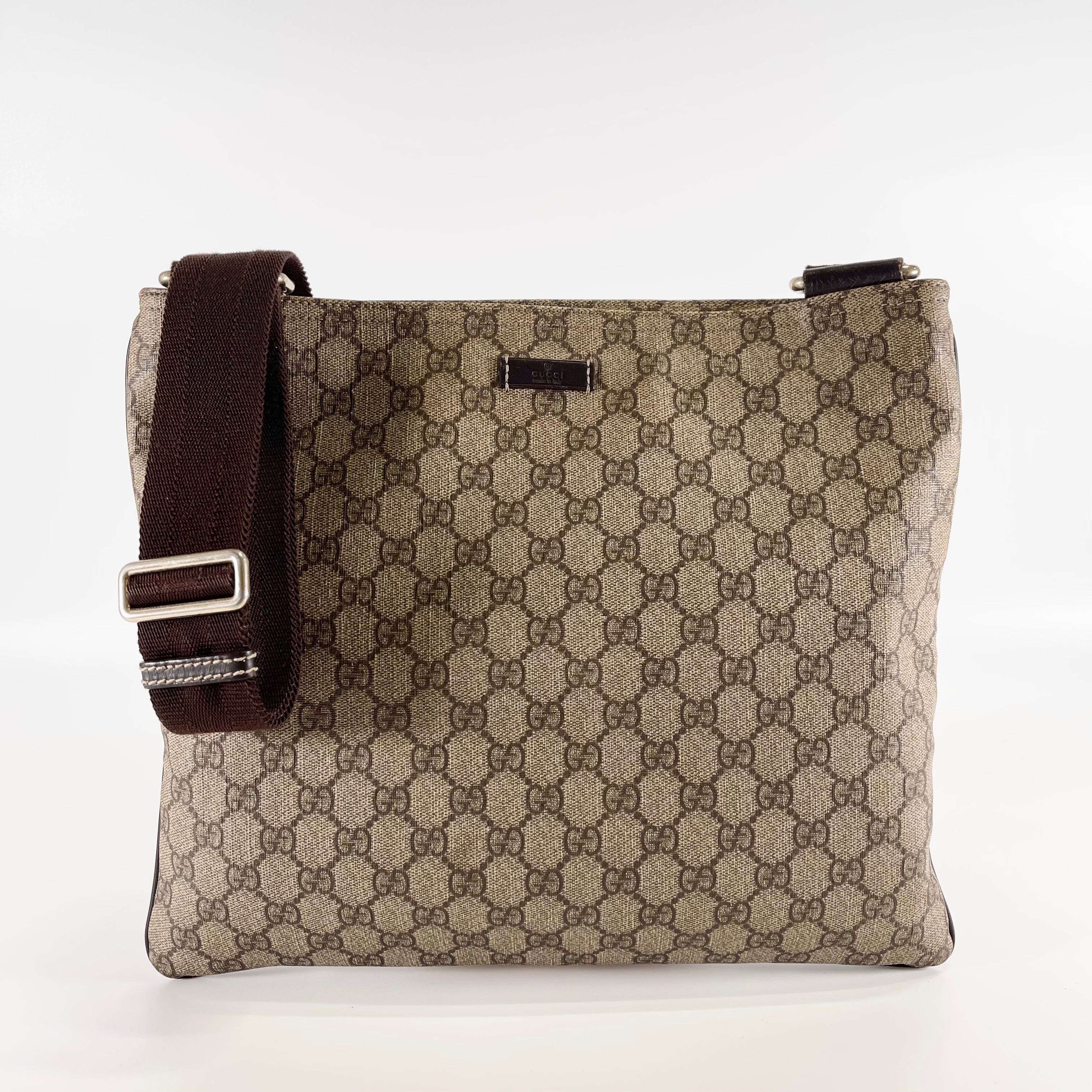 2602 secondhand GUCCI SHOULDER BAG