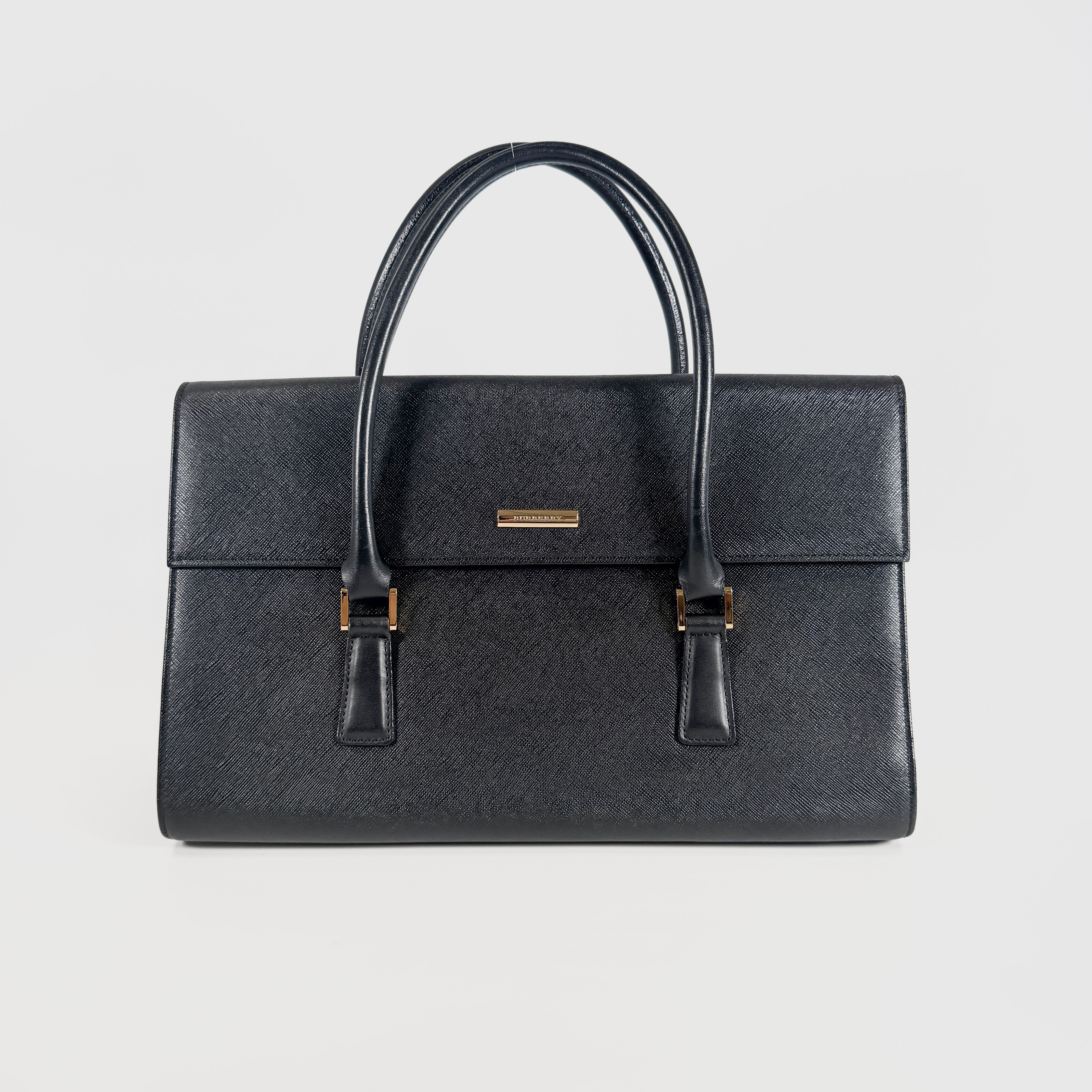 2606 secondhand BURBERRY leather hand bag black