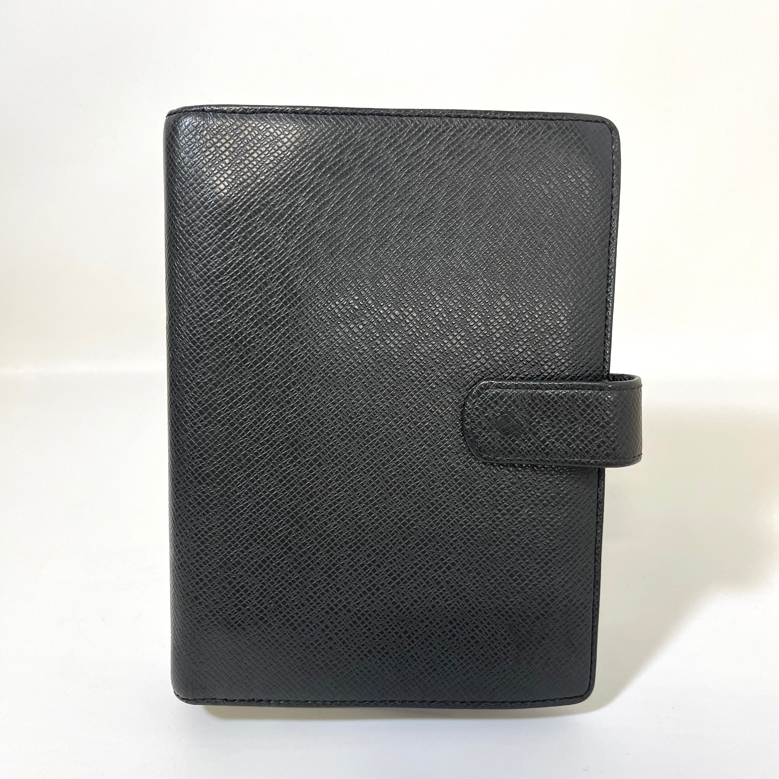 2509 Louis Vuitton R20222 Agenda Taiga TH0095