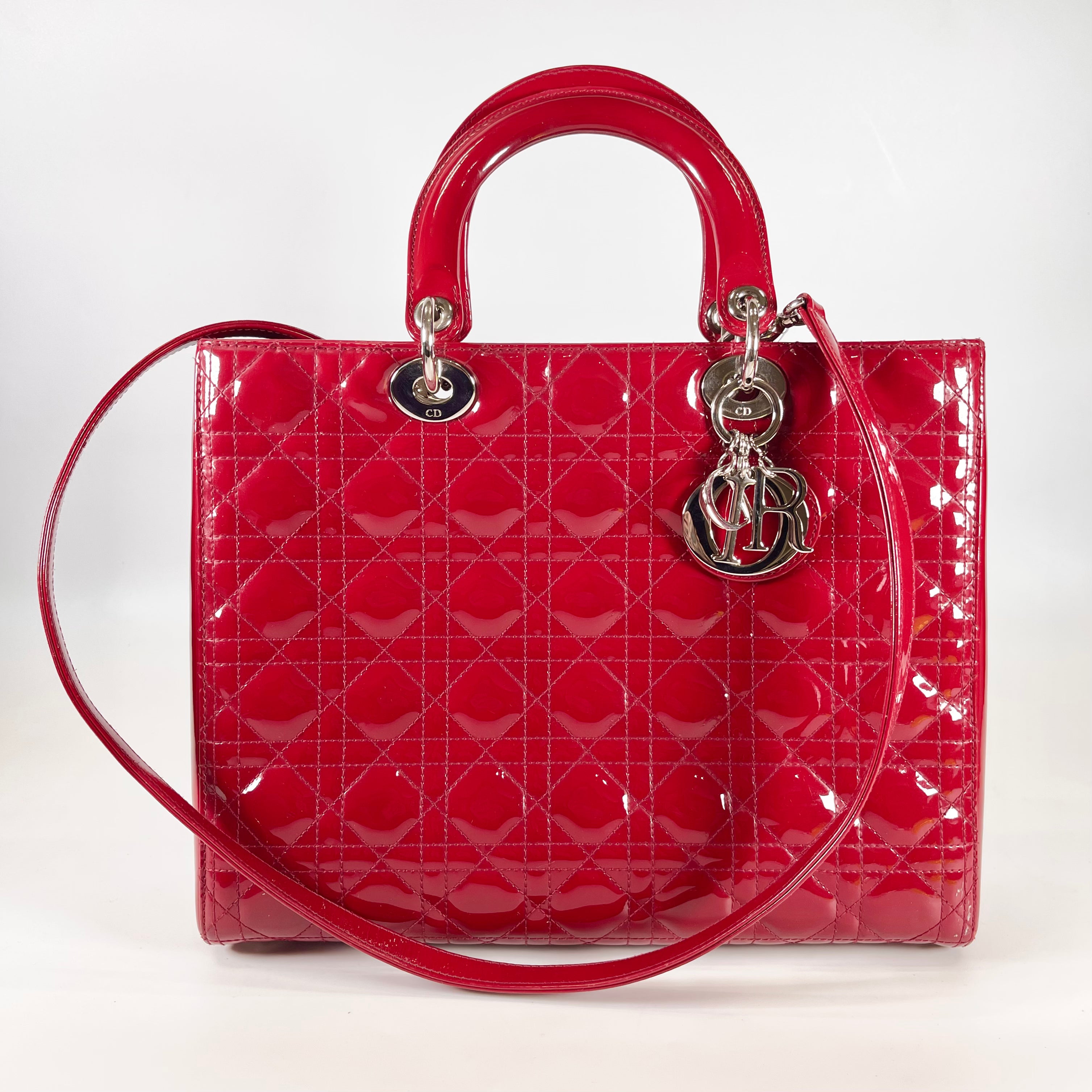 2602 secondhand CD patent Lady Dior