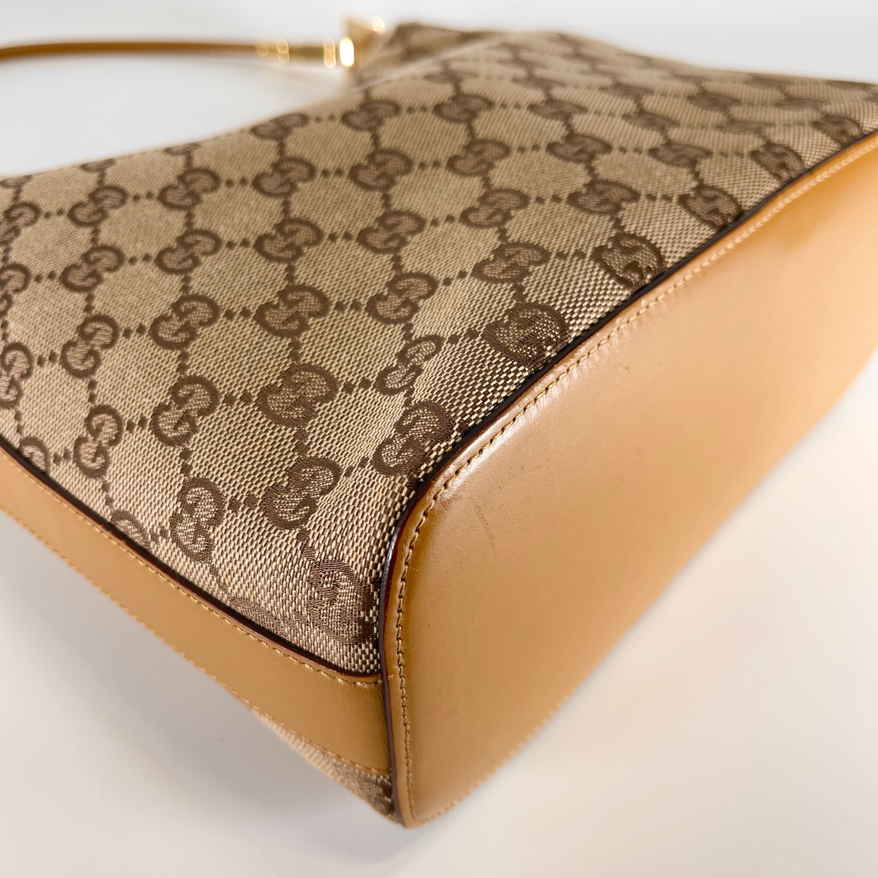 2605 secondhand GUCCI GG canvas One shoulder bag