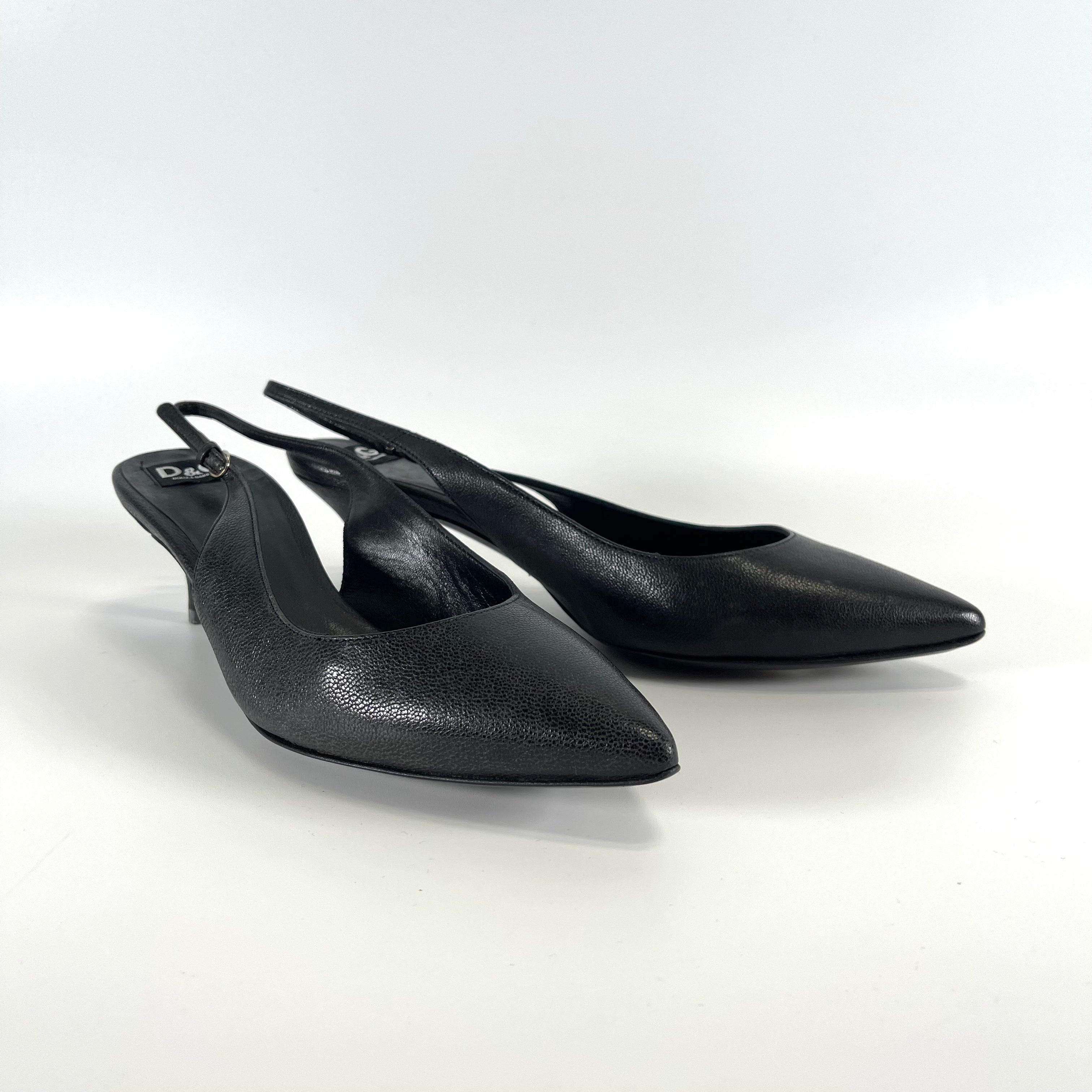 2601 DOLCE&GABBANA pumps #39 black