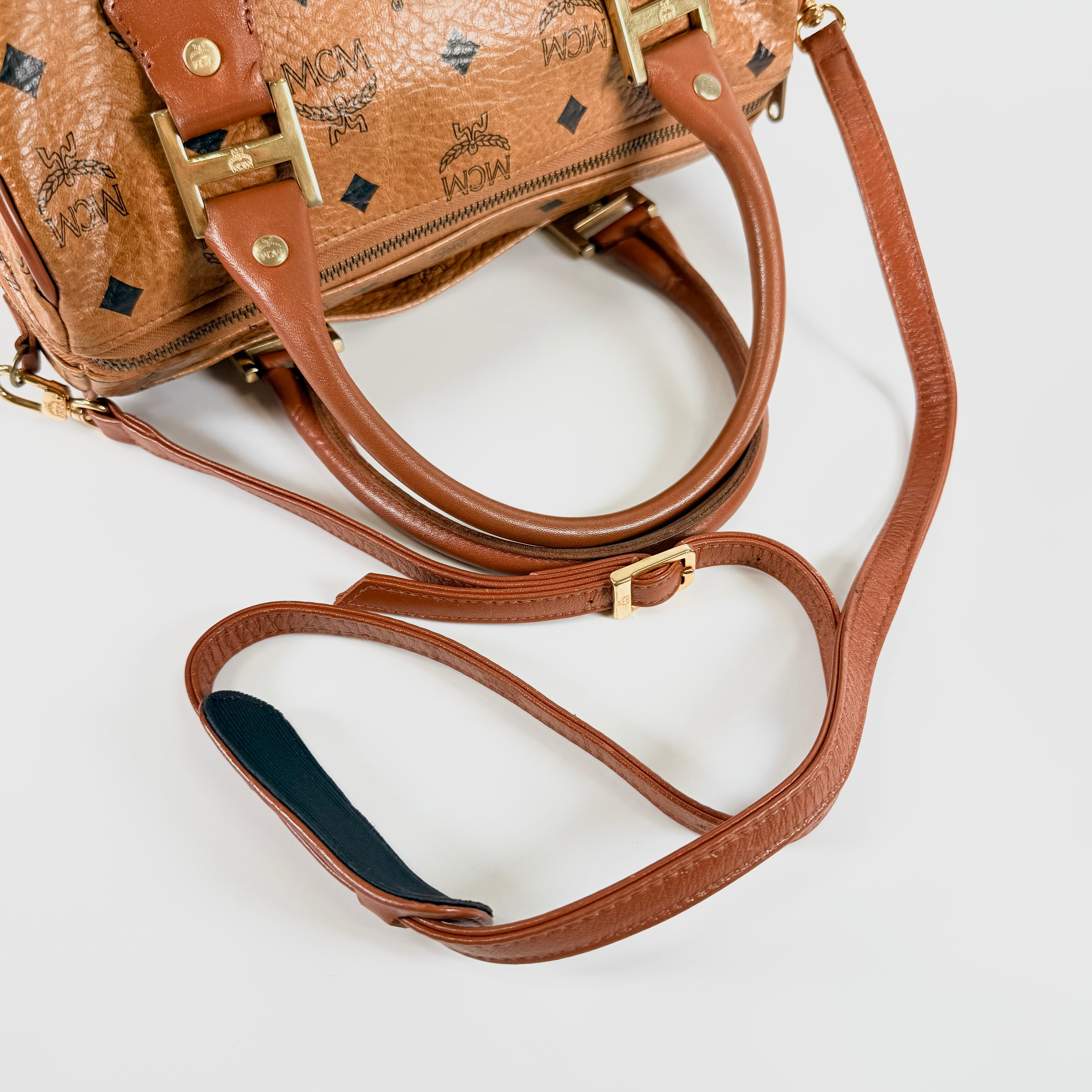 2606 secondhand MCM 2Way bag