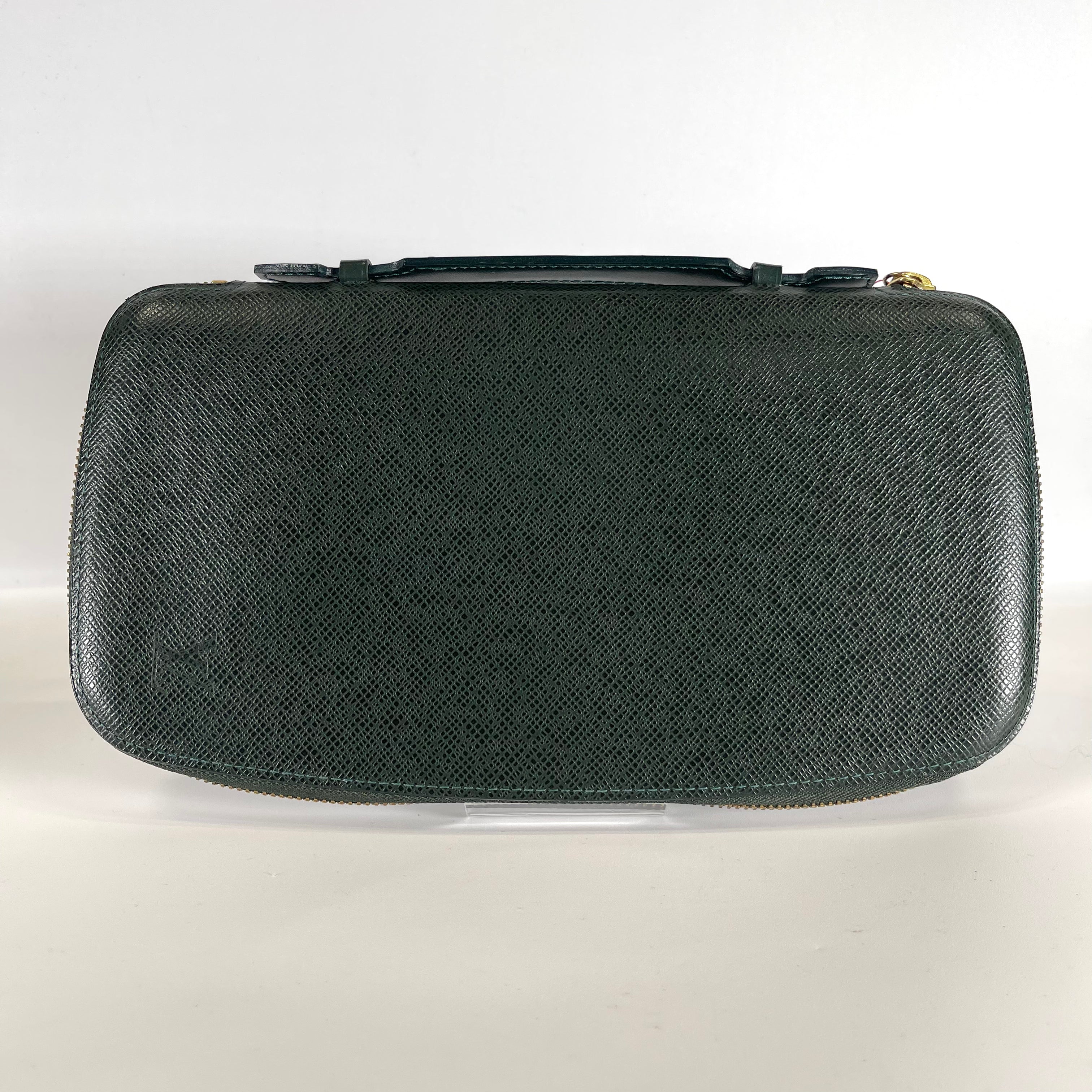 2511 Louis Vuitton TRAVEL CASE Organizer Atoll Taiga
