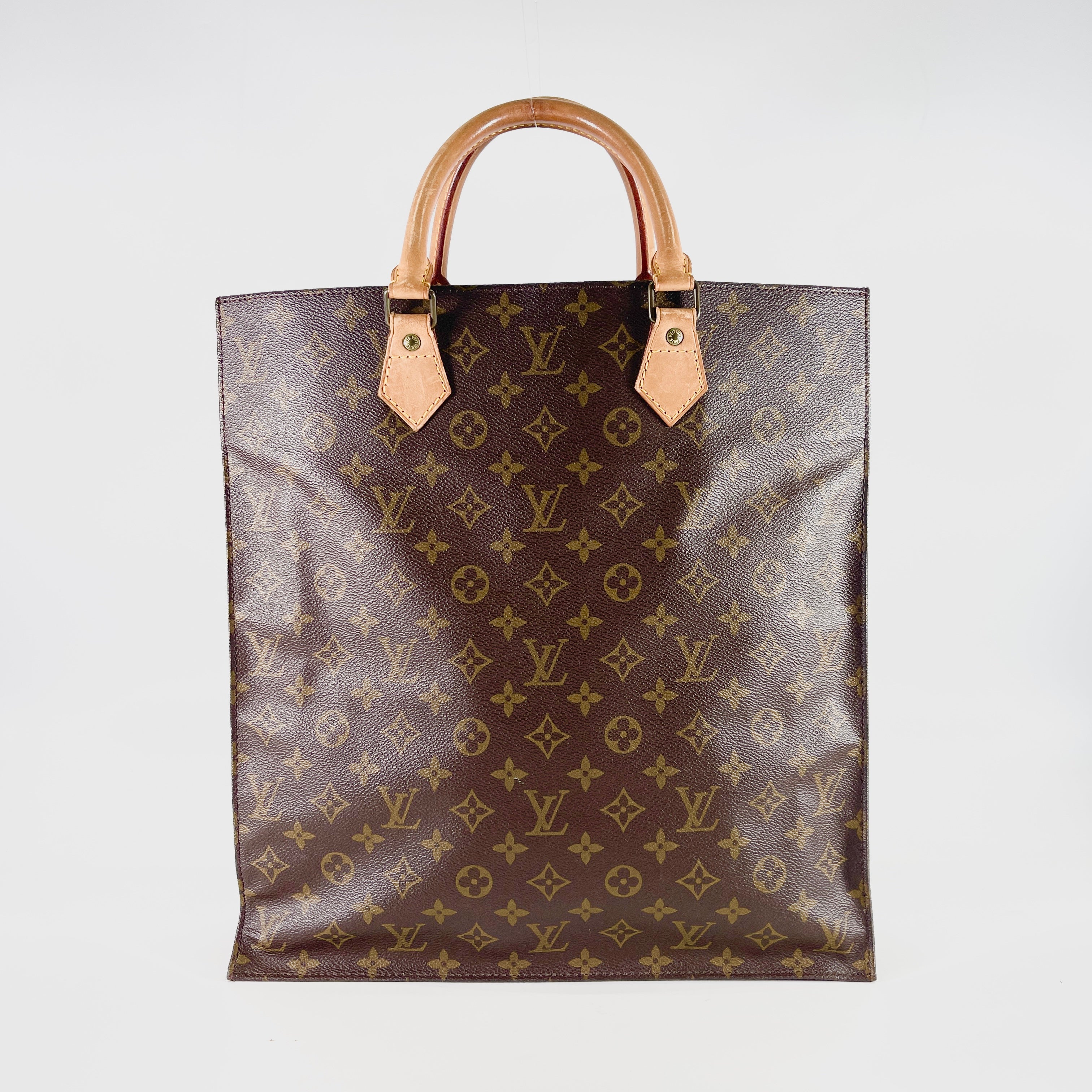 2605 secondhand LV Monogram Sac Pla