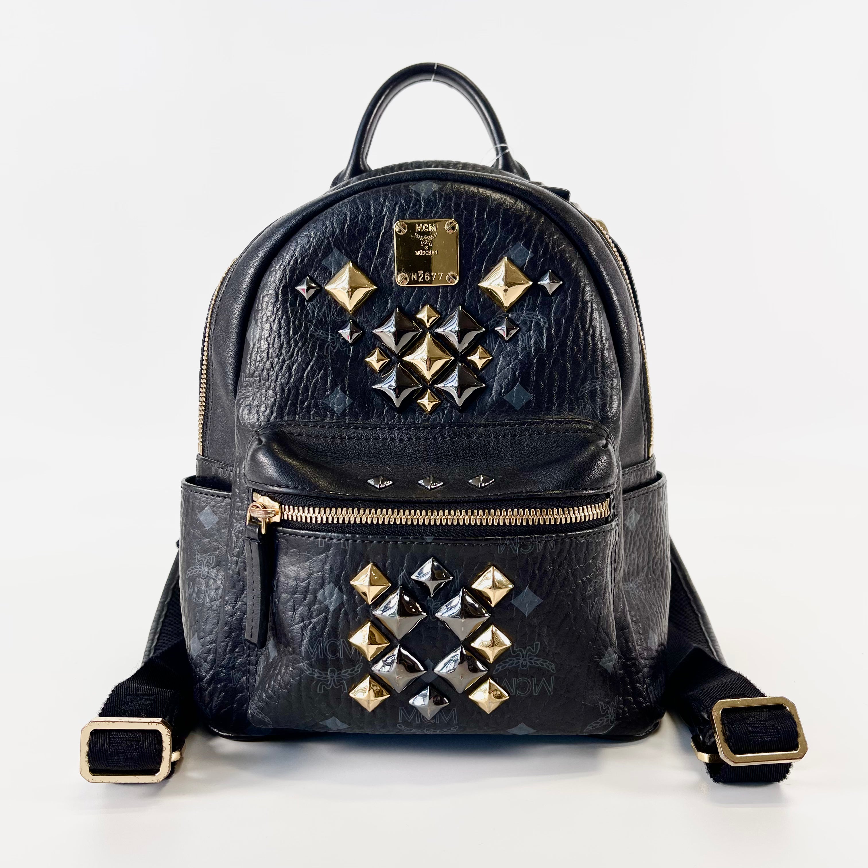 2602 secondhand MCM Visetos Leather Backpack Black