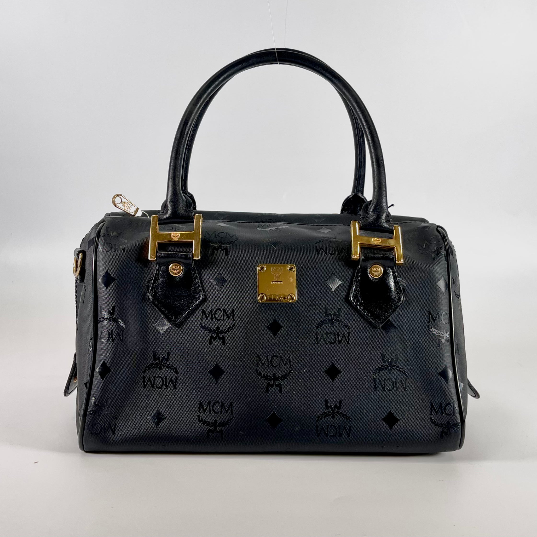 2601 secondhand MCM Boston bag