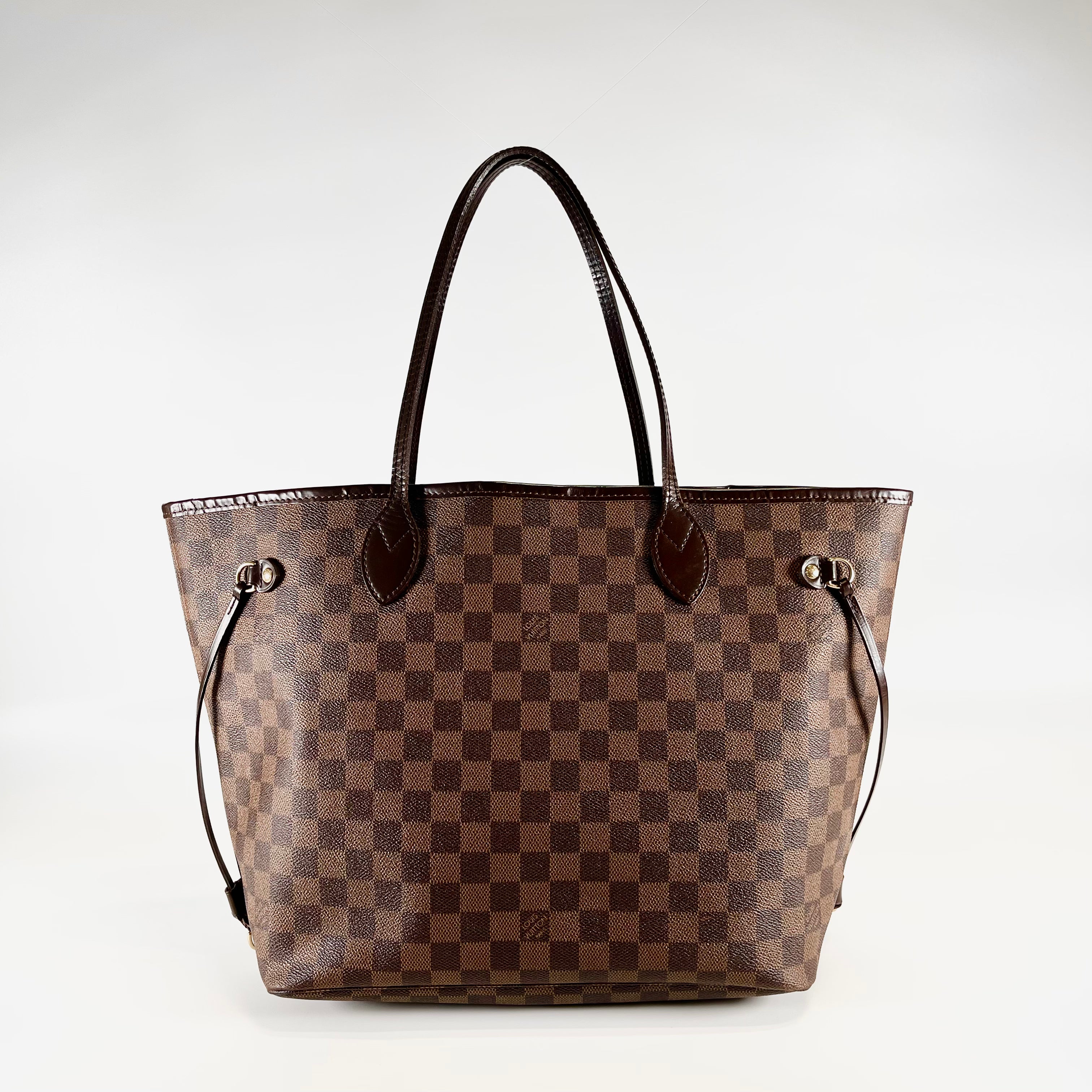 2601 secondhand LV Damier Neverfull MM