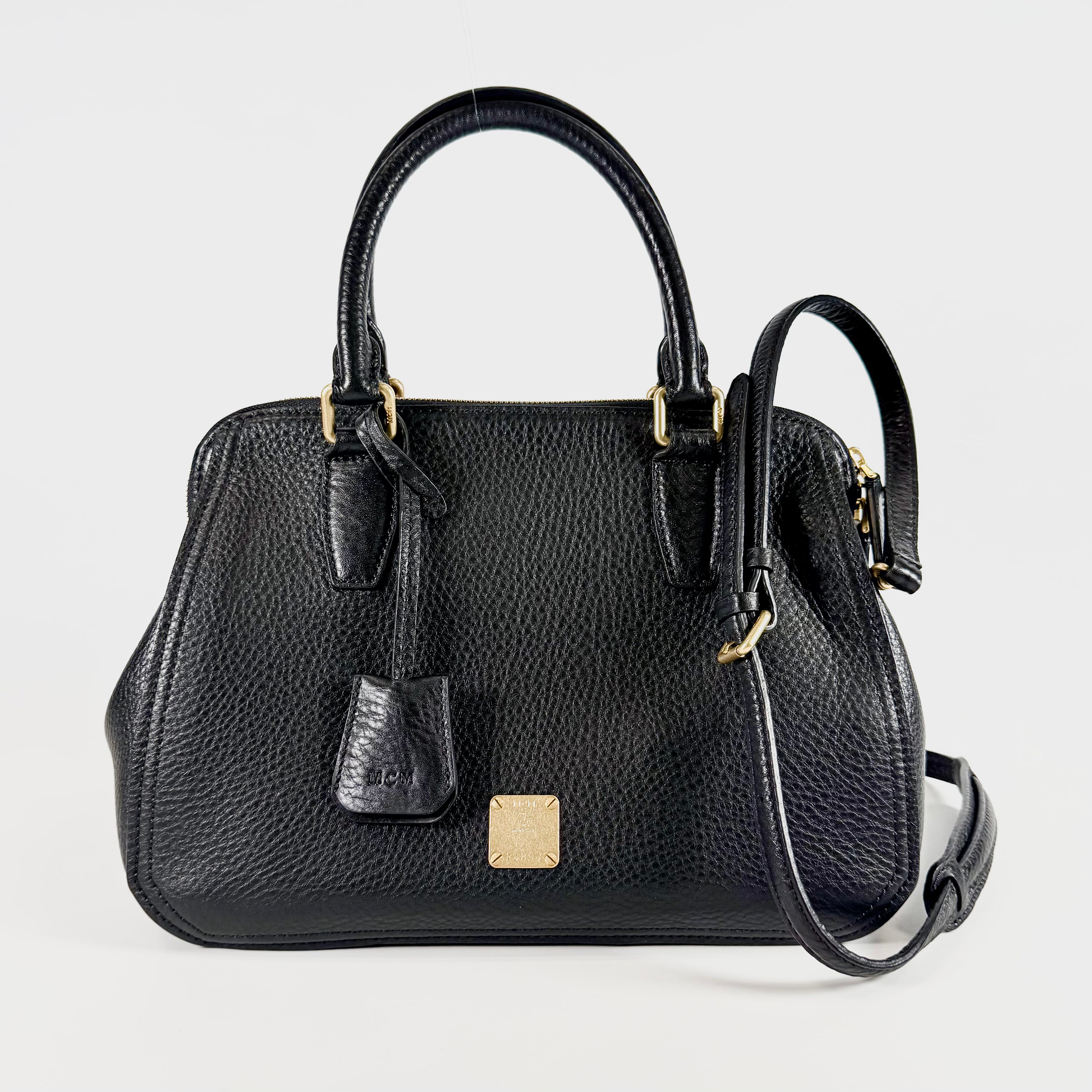 2608 secondhand MCM hand bag 2WAY hand bag black