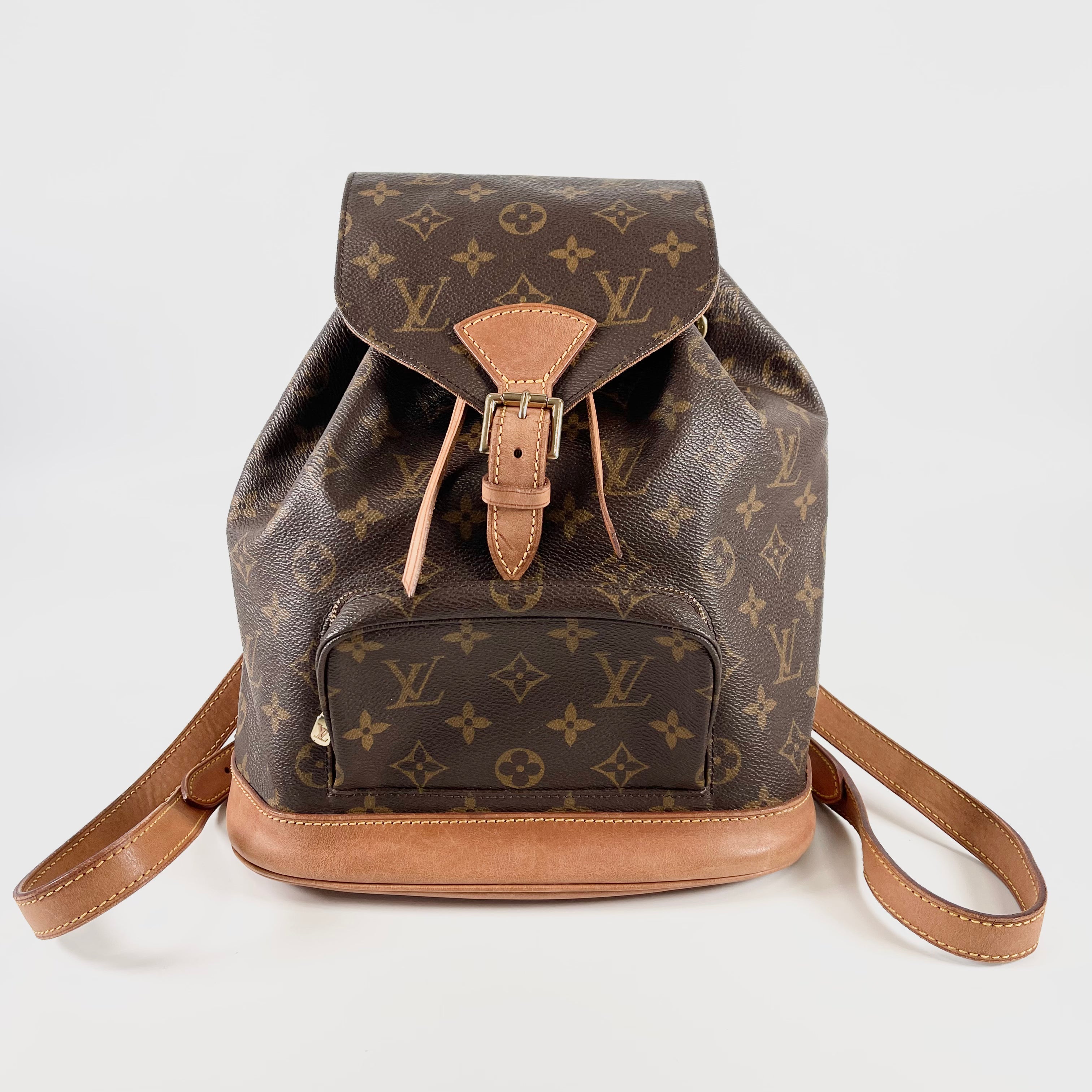2602 secondhand LV Monogram Montsouris MM