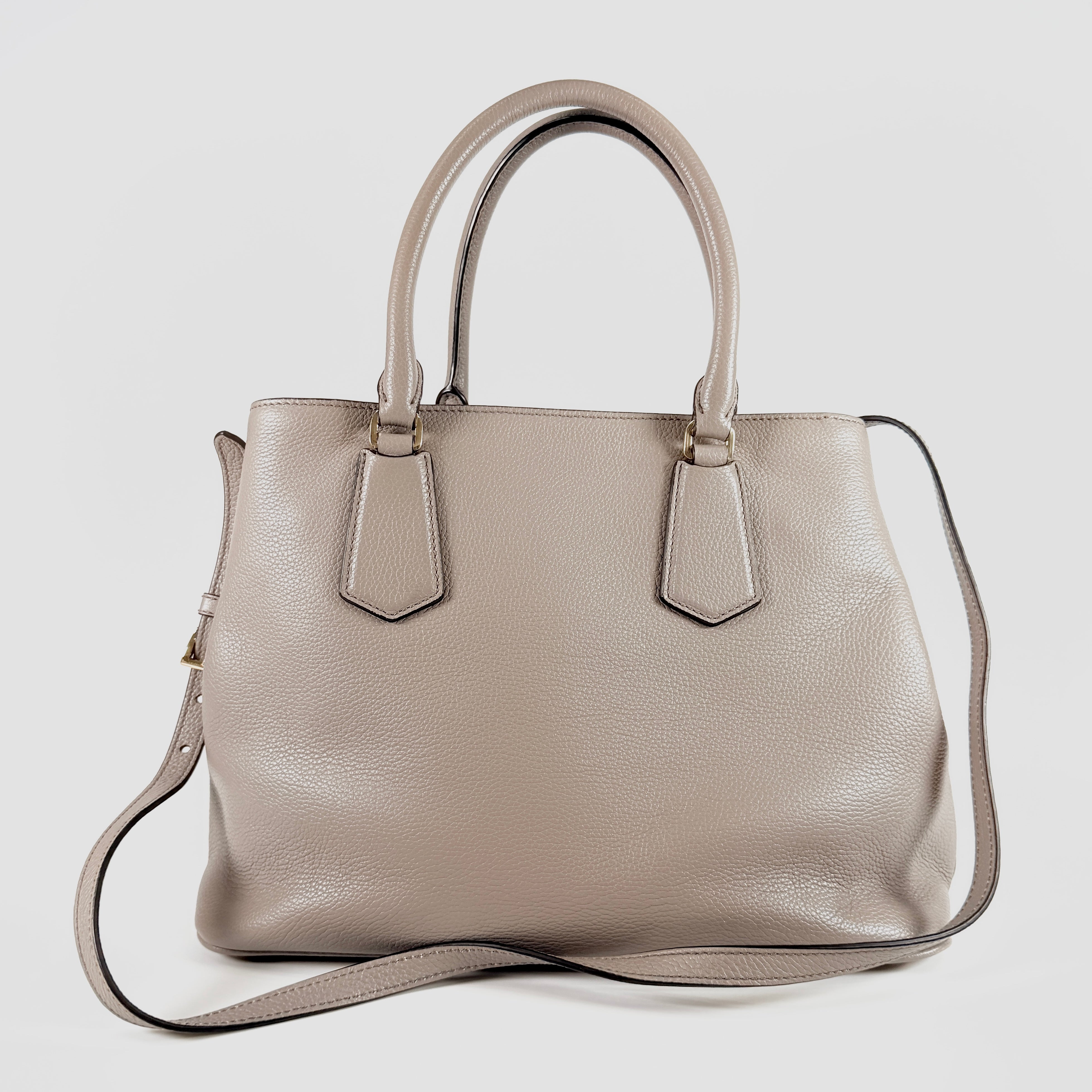 2607 secondhand Prada Leather 2Way Bag