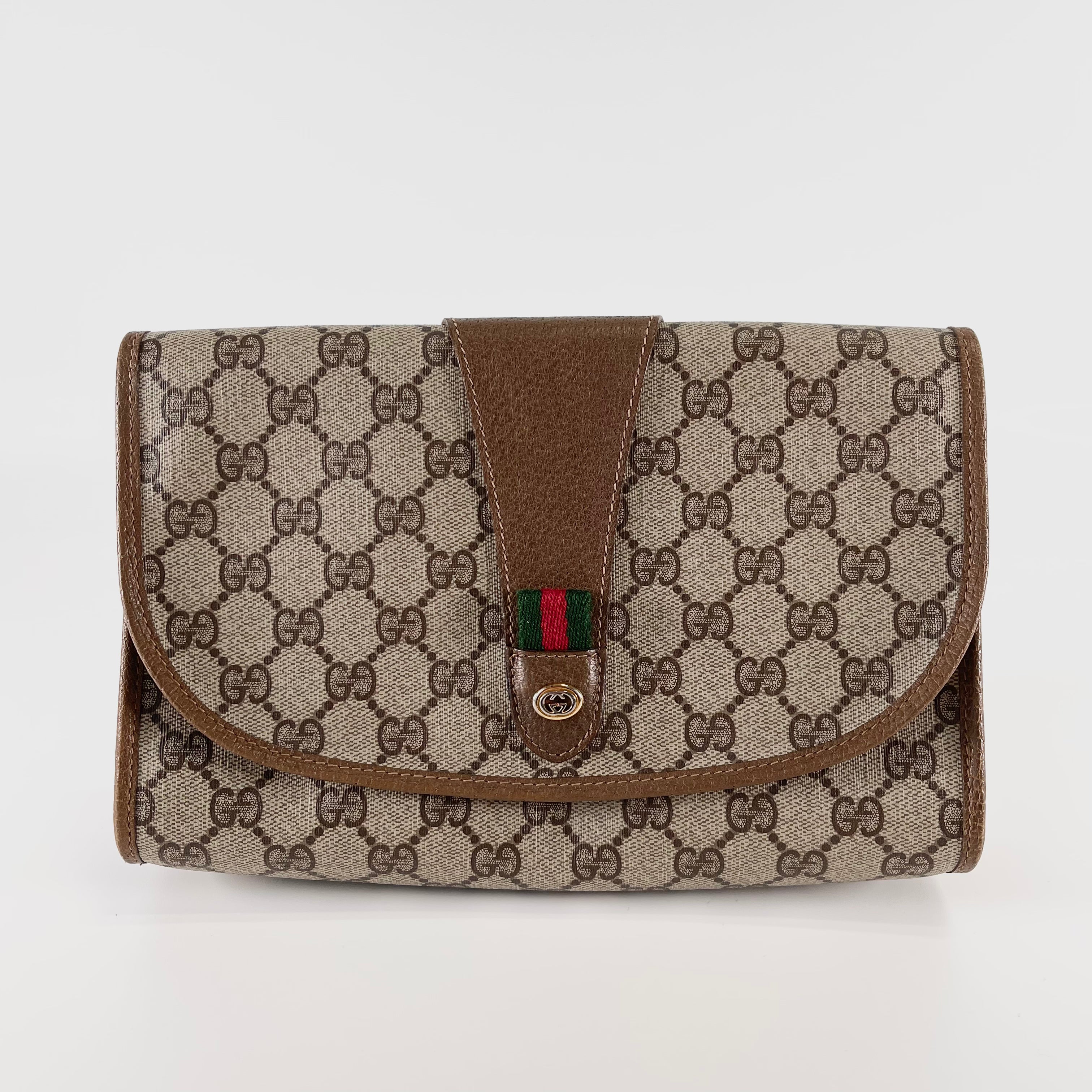 2603 secondhand GUCCI clutch GGPVC