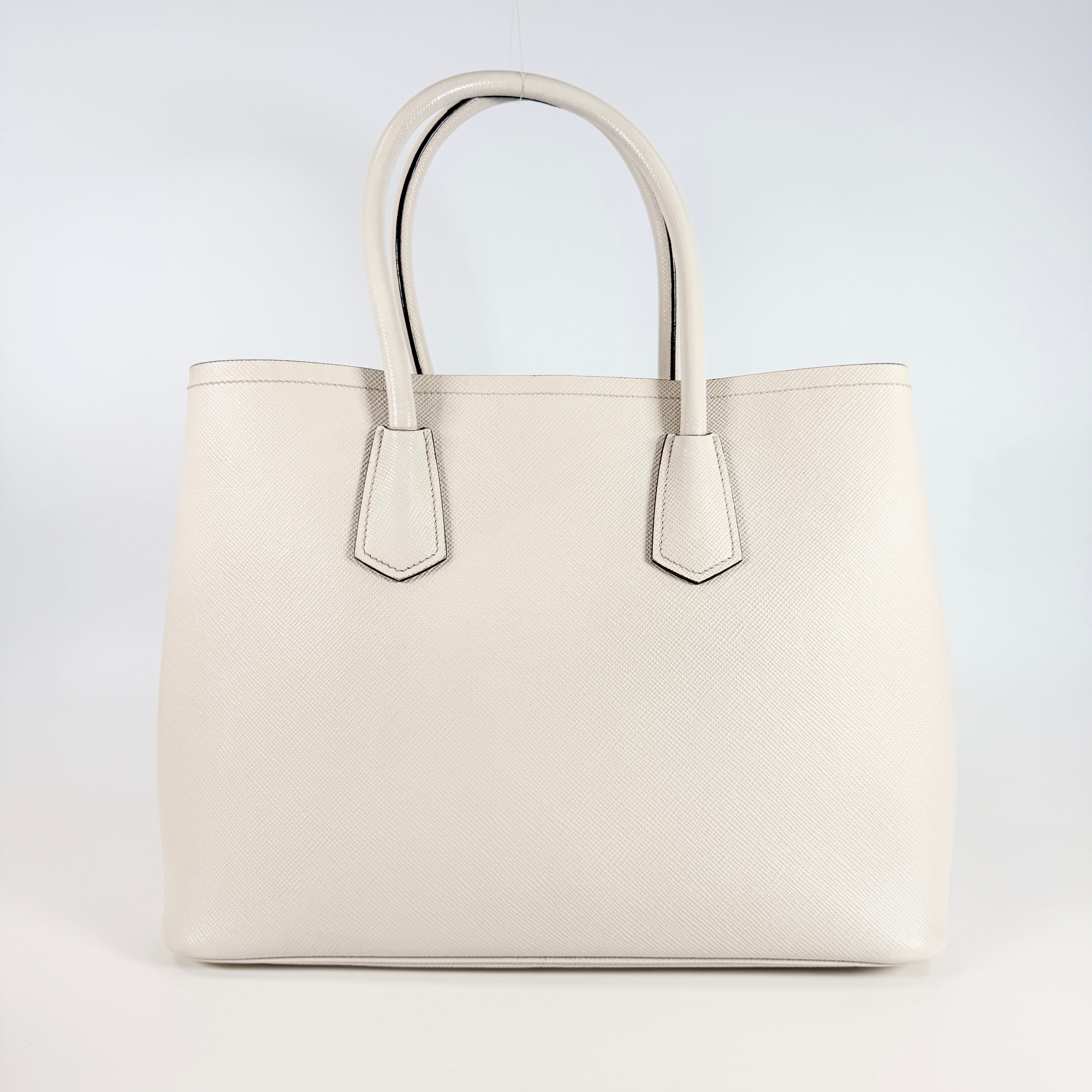 2607 secondhand PRADA 2Way bag