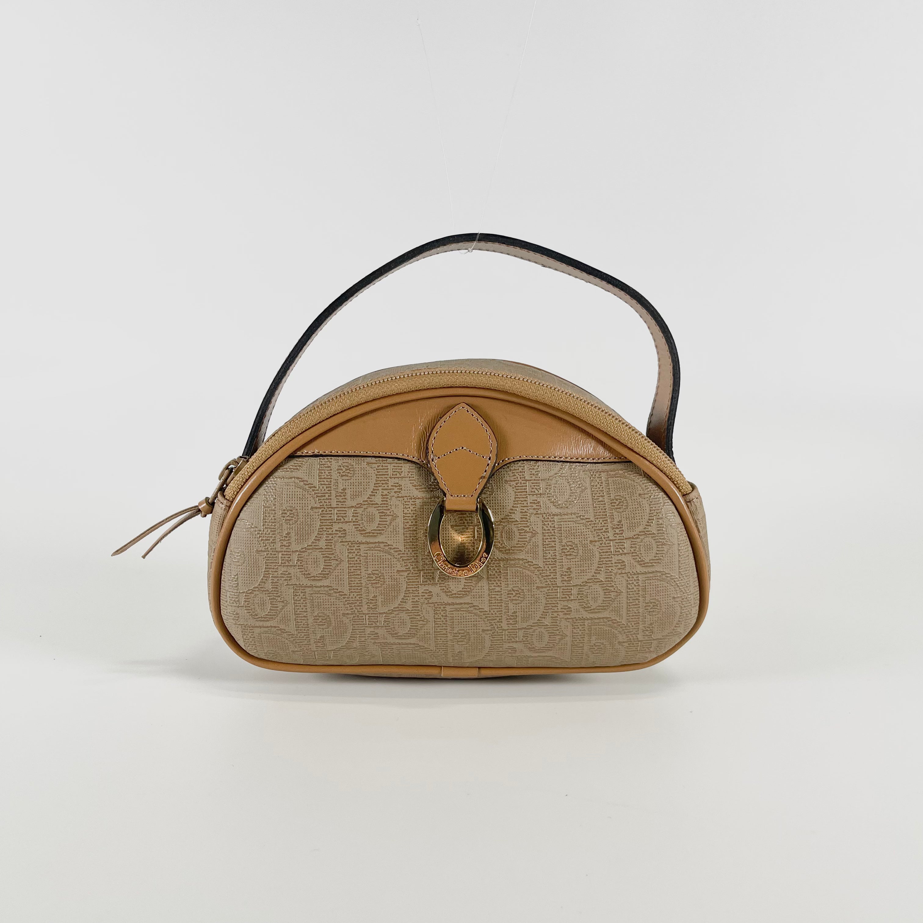 2601 secondhand CD mini hand bag