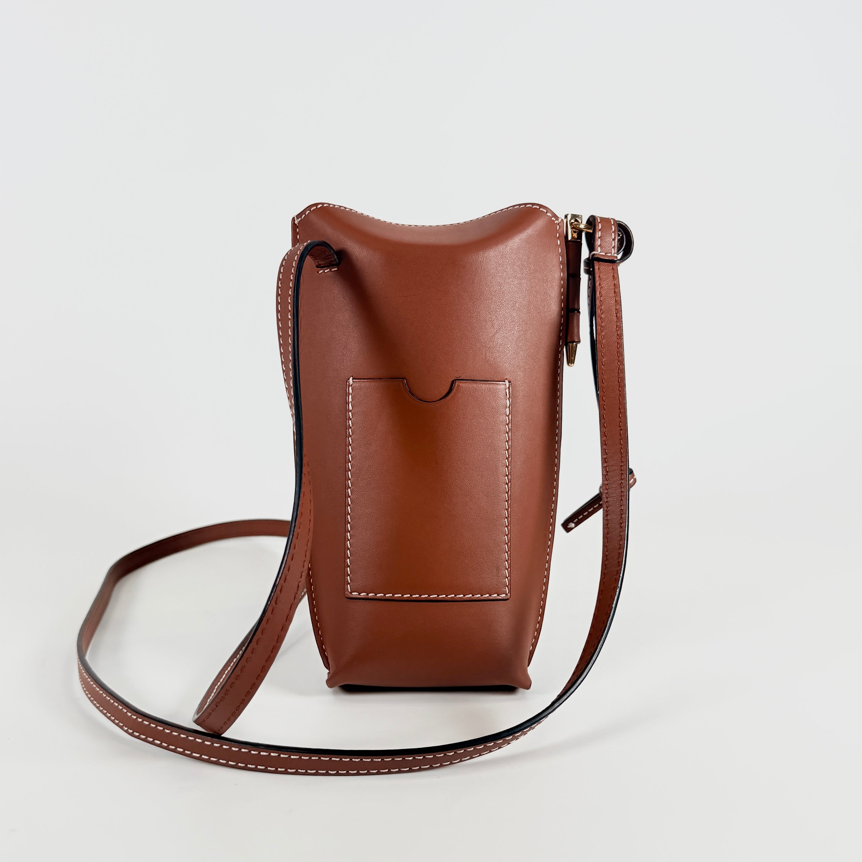 2606 secondhand LOEWE gate pocket shoulder