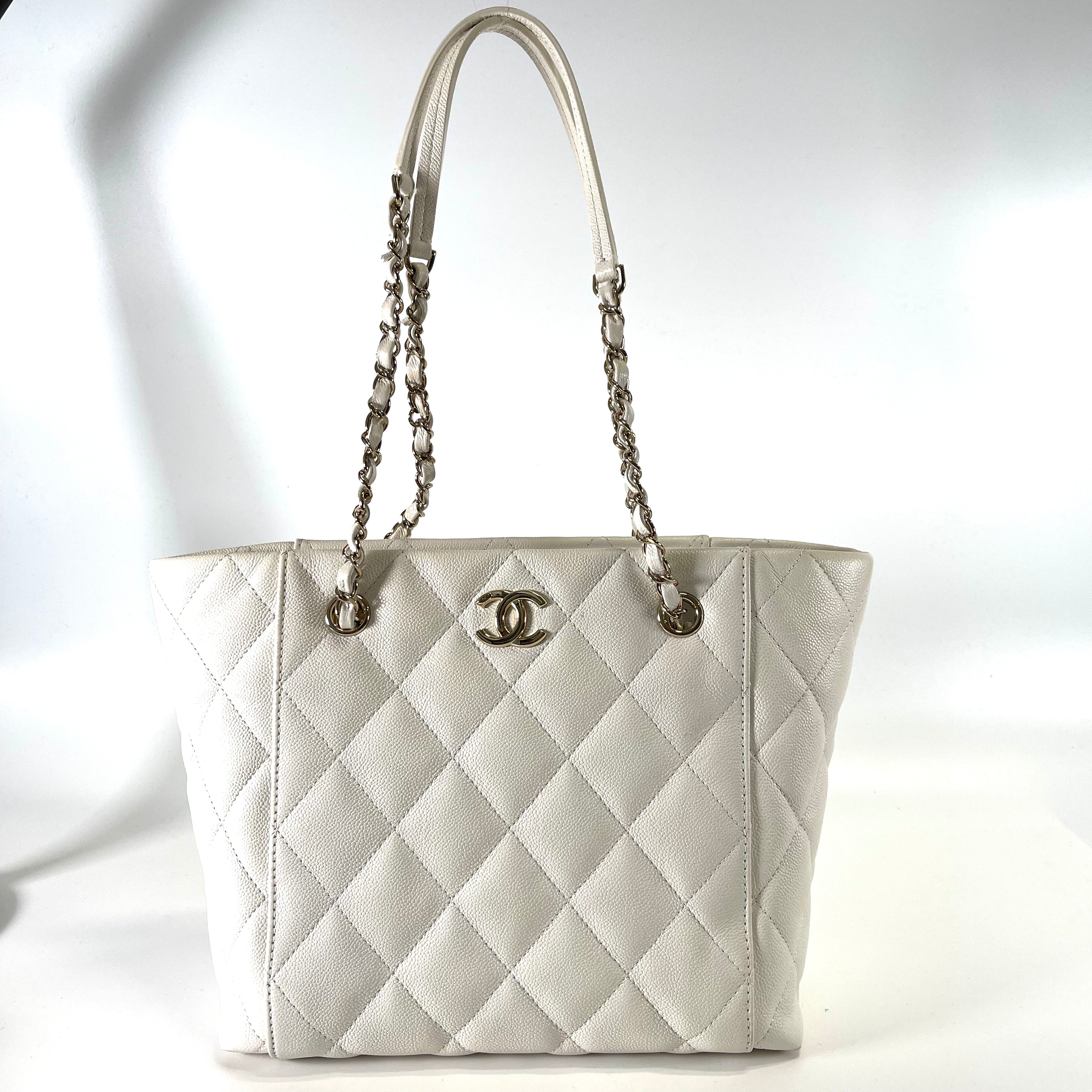 2512 secondhand  CHANEL bag
