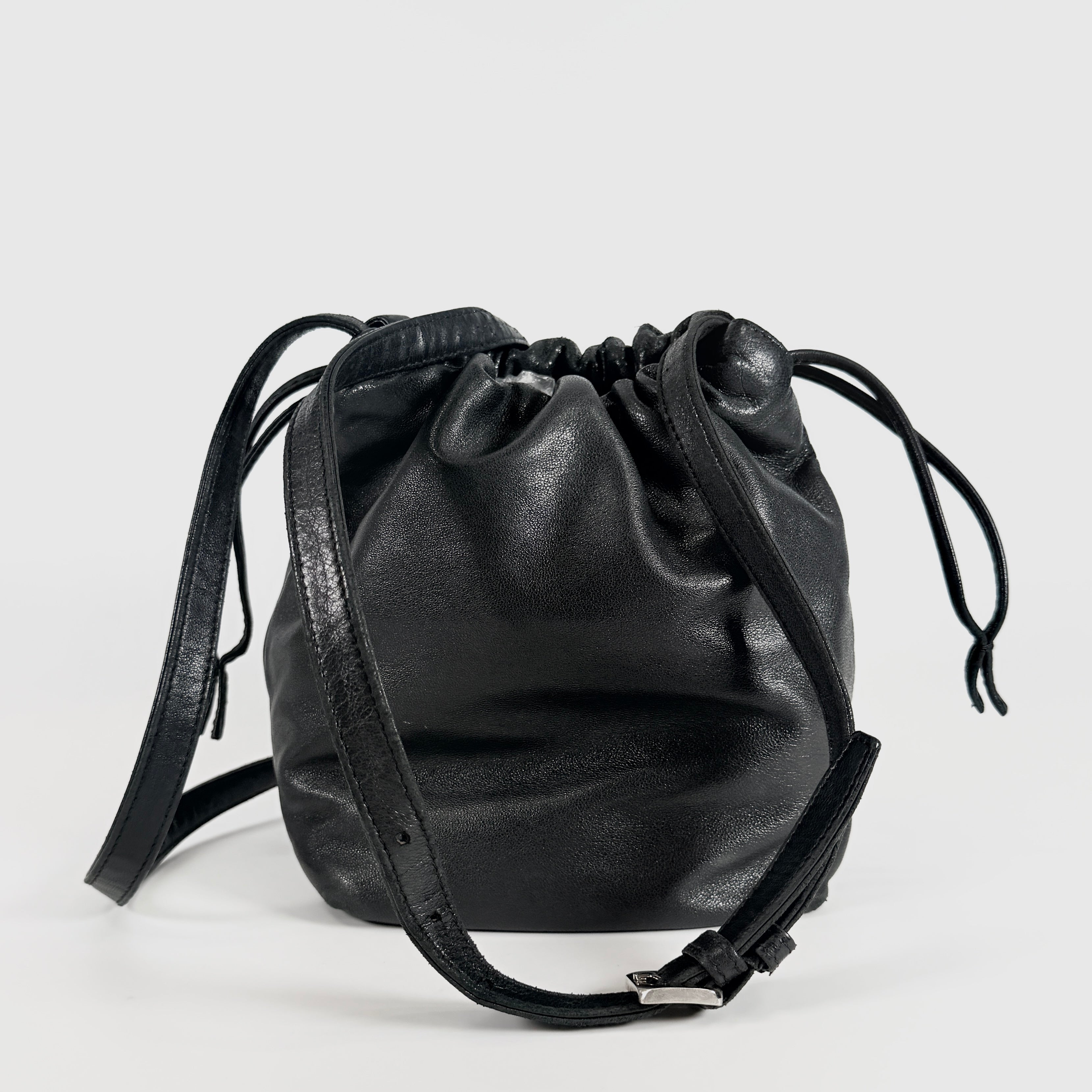 2607 secondhand LOEWE brand bag leather shoulder black 7