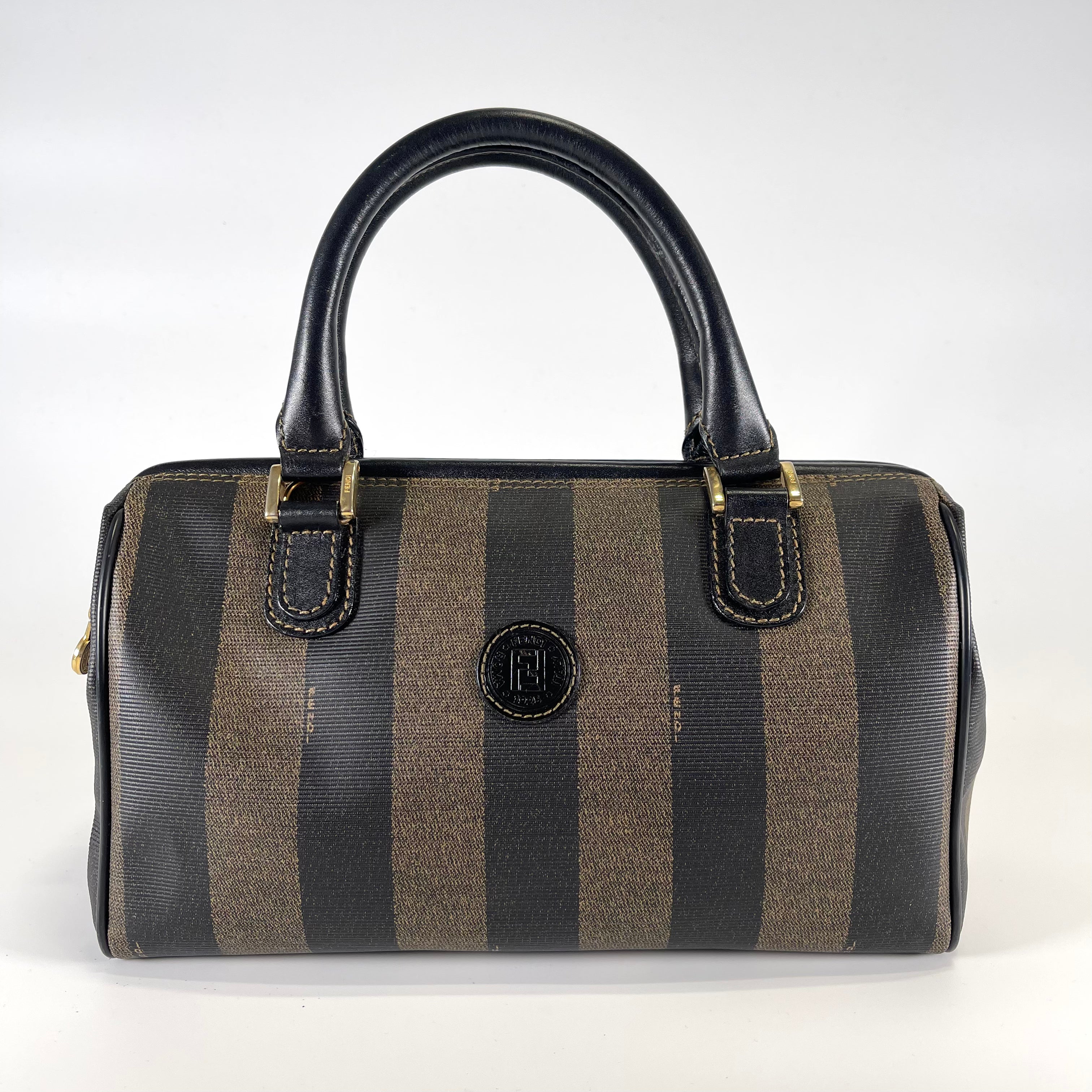 2512 secondhand  FENDI pecans handbag