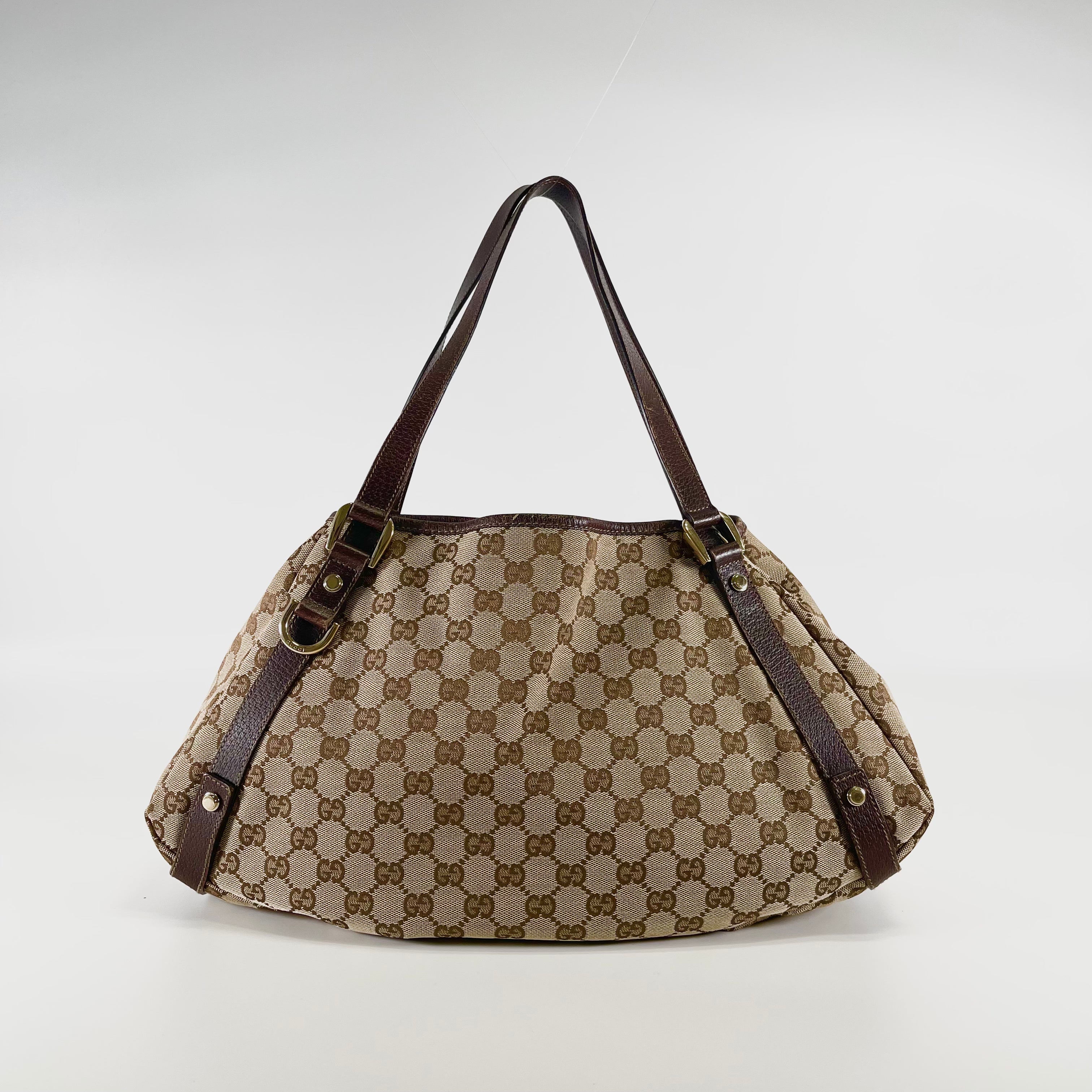 2601 secondhand GUCCI GG canvas beat