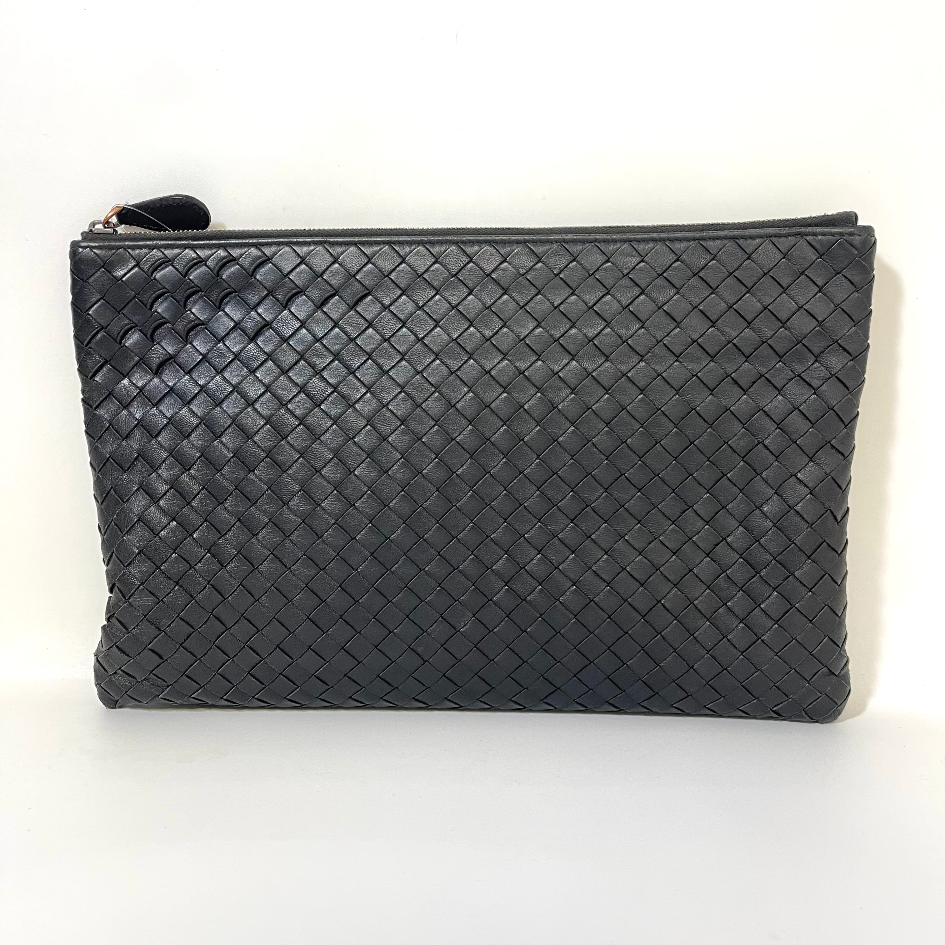 2512 secondhand  BOTTEGAVENETA Intrecciato clutch bag